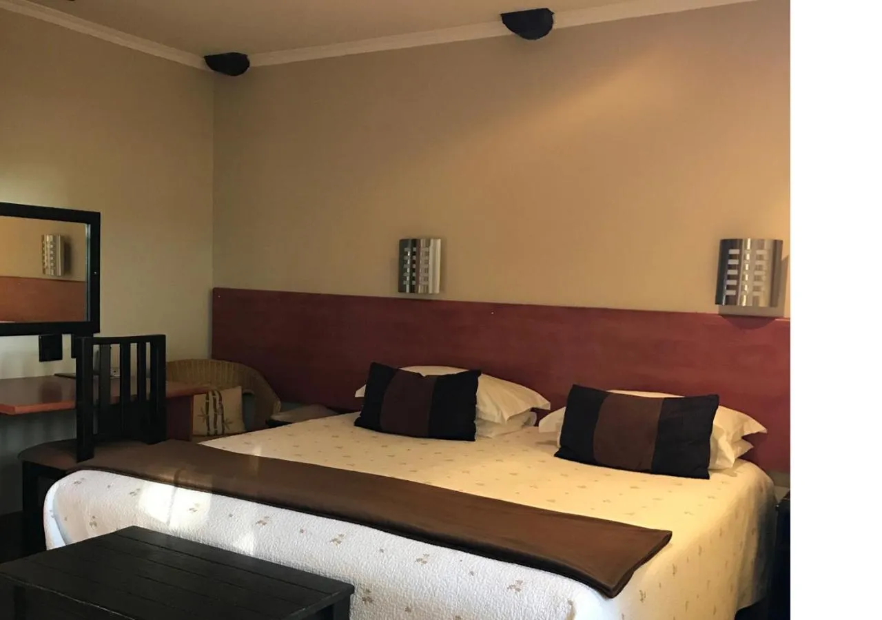 Bedroom, Bed in A La Martha's Air-Port Guest House