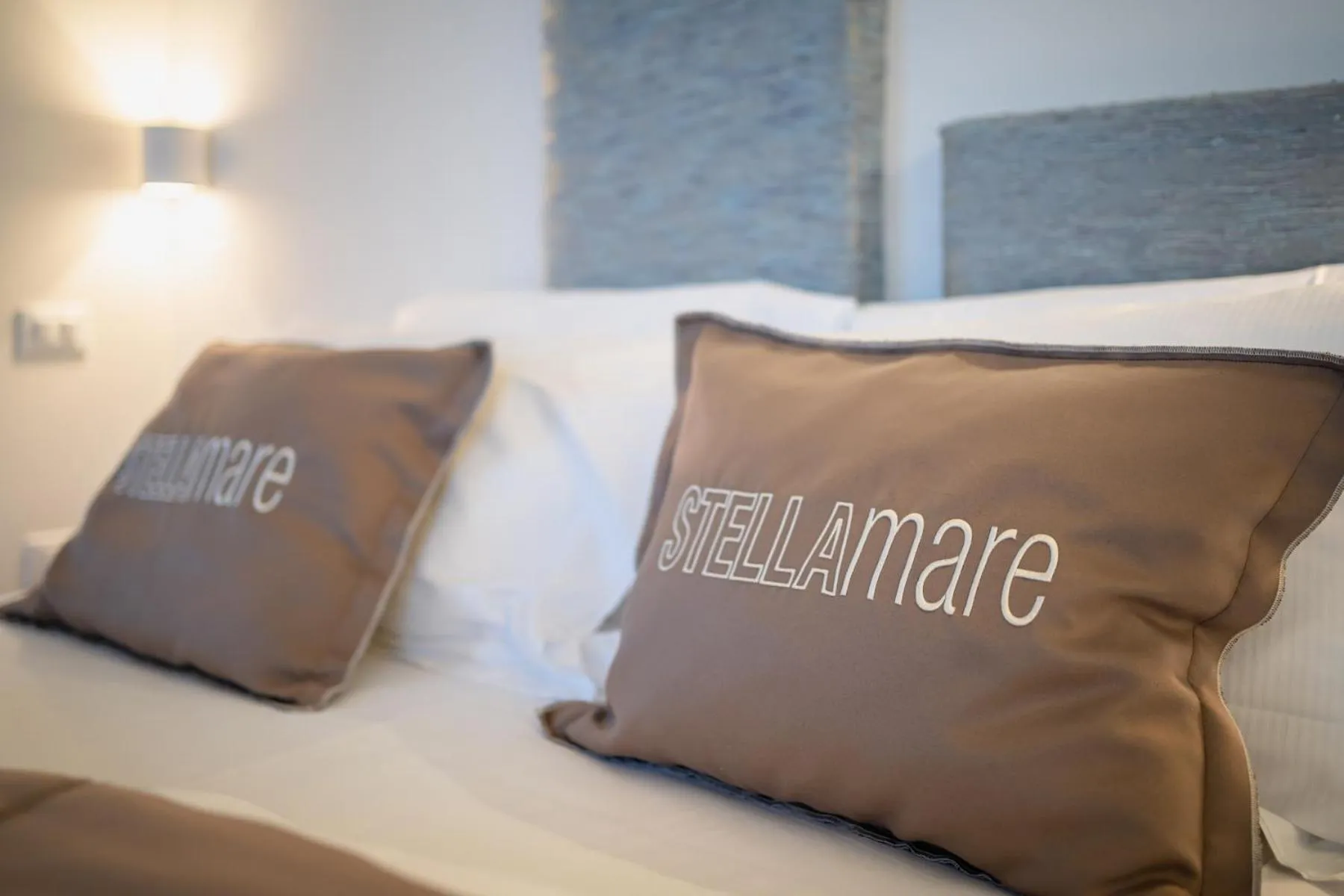 Bed in Stellamare