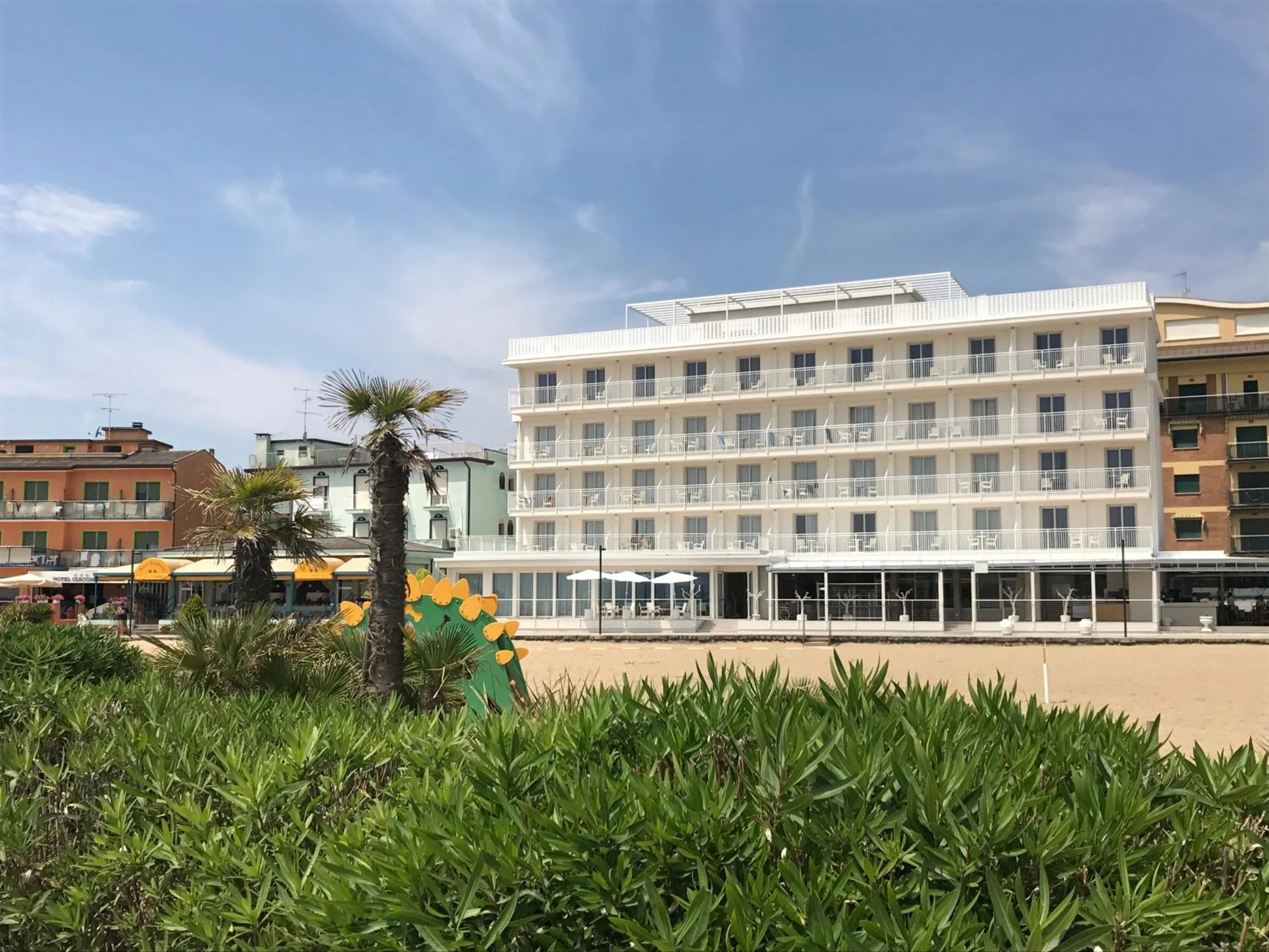 Property building in Stellamare