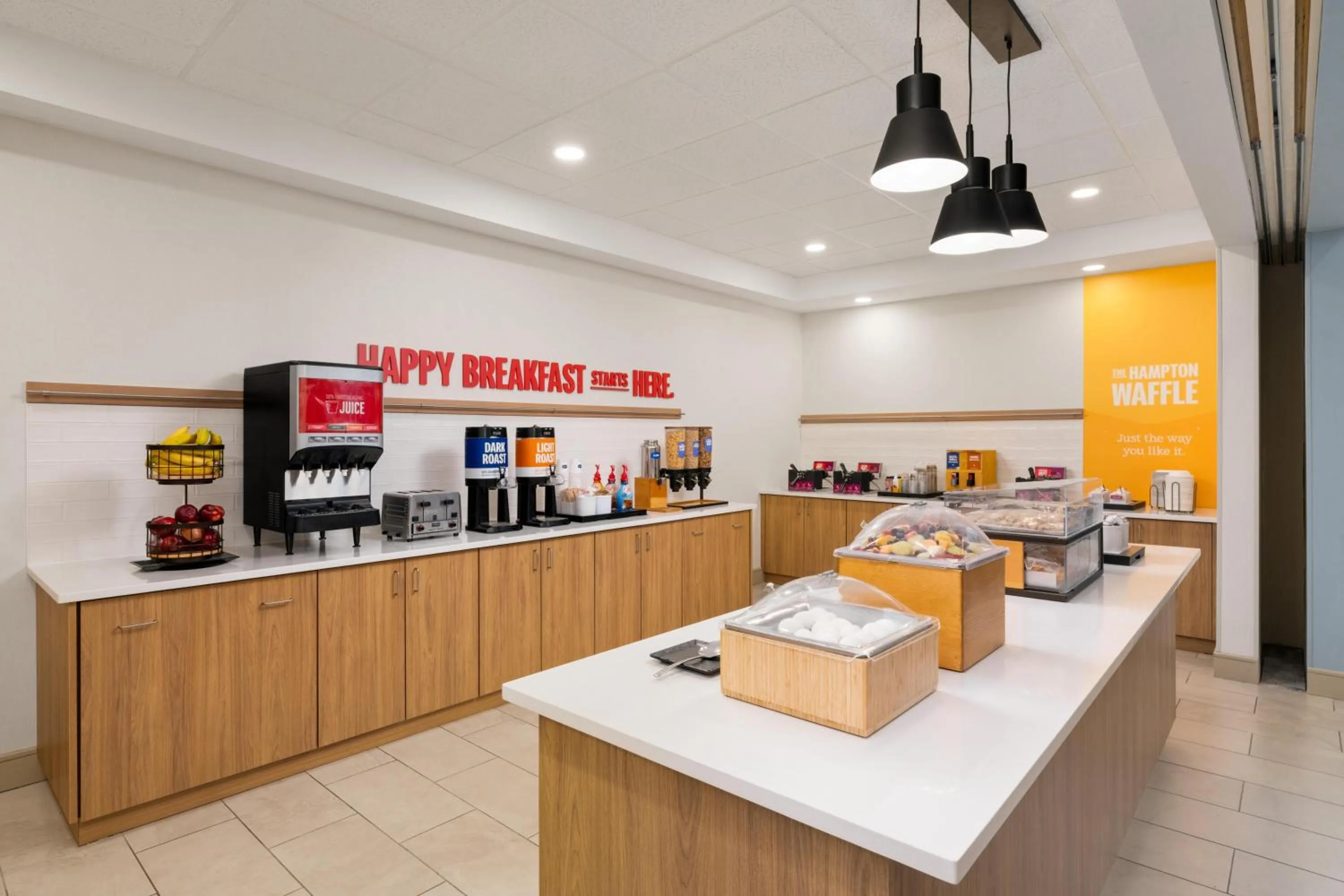 Breakfast in Hampton Inn & Suites Southern Pines-Pinehurst