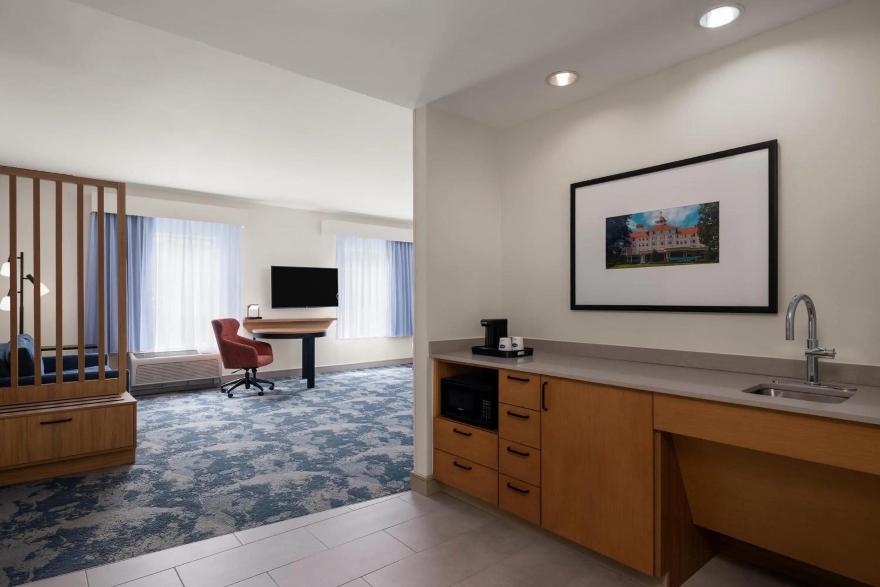 Kitchen or kitchenette in Hampton Inn & Suites Southern Pines-Pinehurst