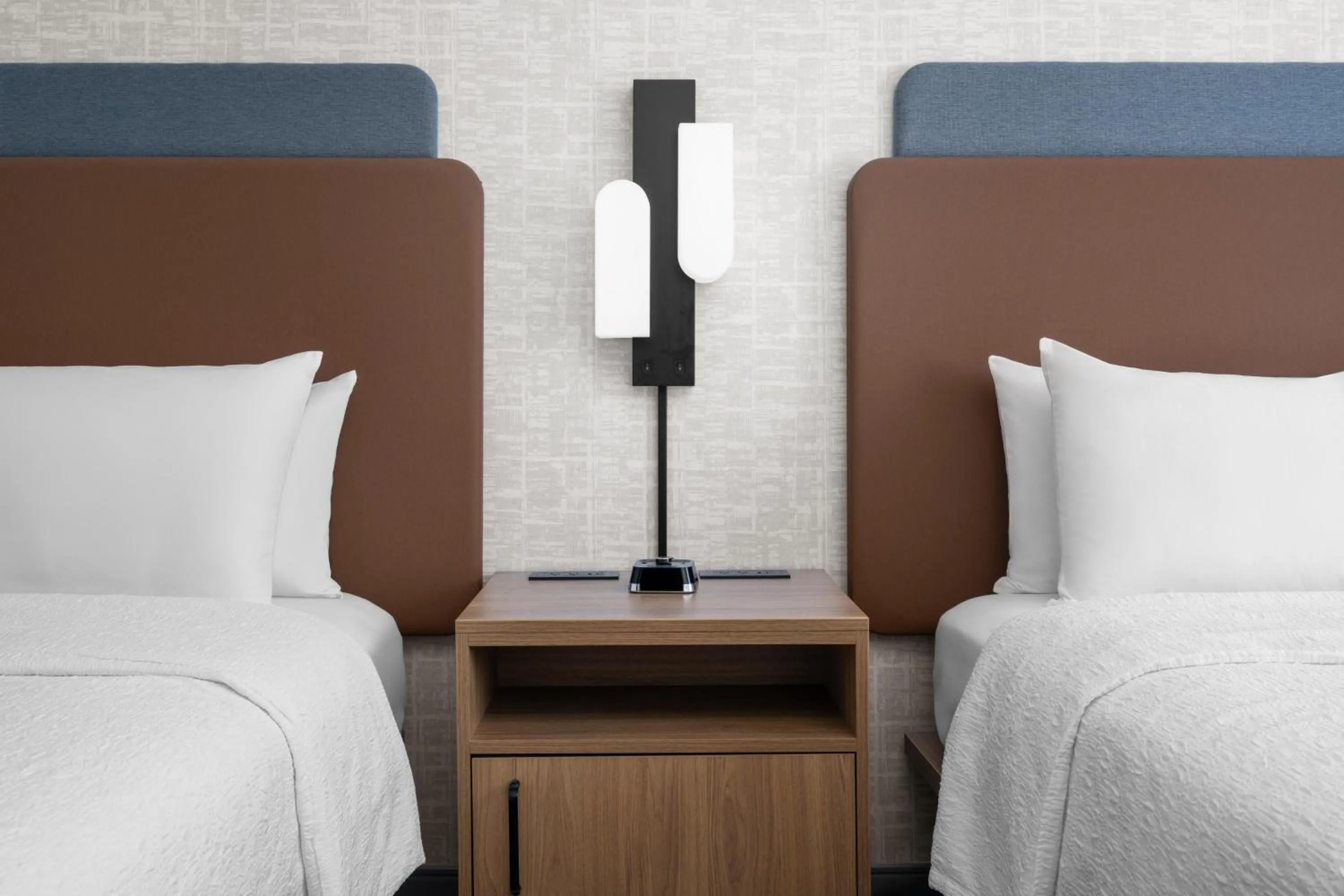 Bed in Hampton Inn & Suites Southern Pines-Pinehurst