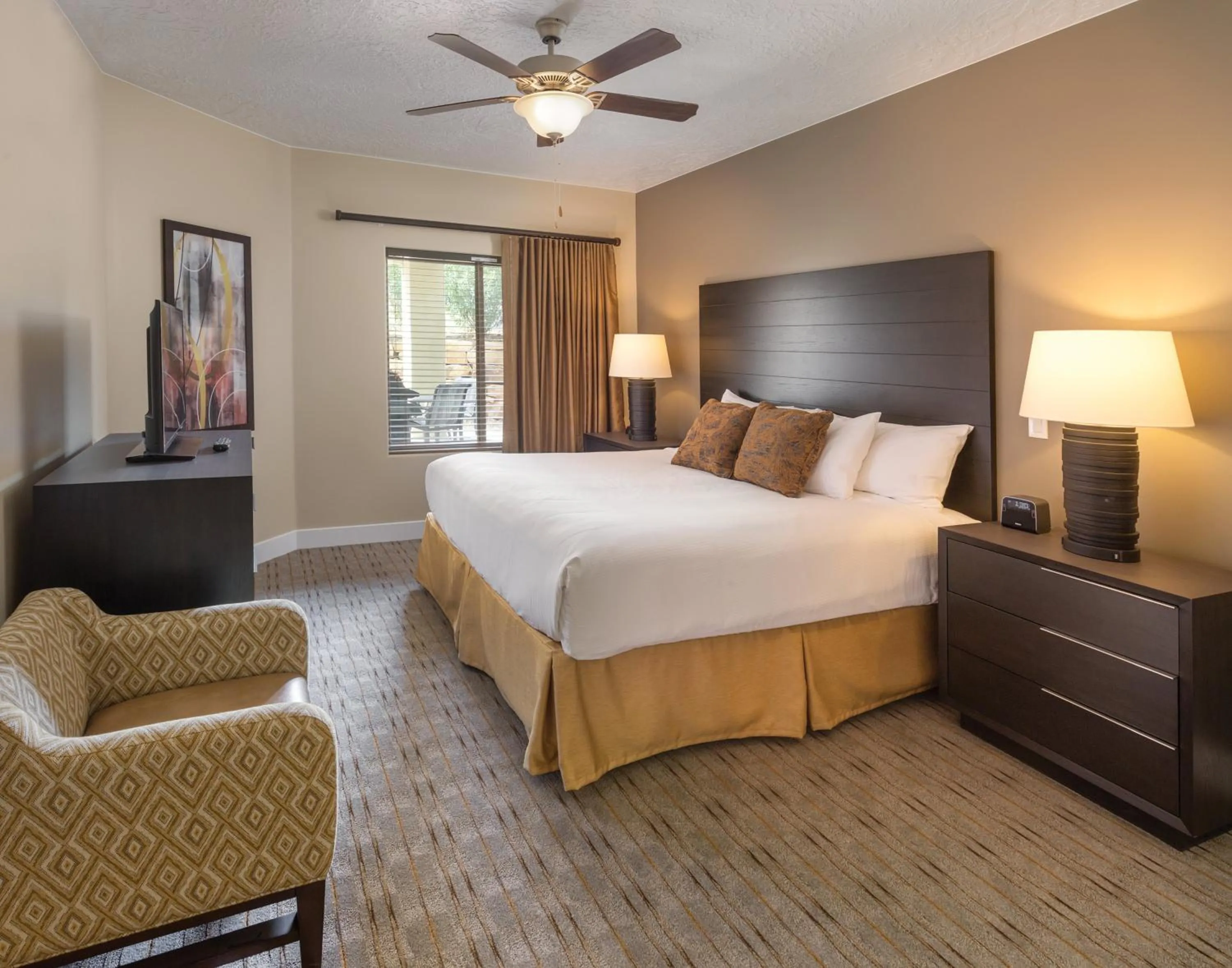 Photo of the whole room, Bed in WorldMark Estancia