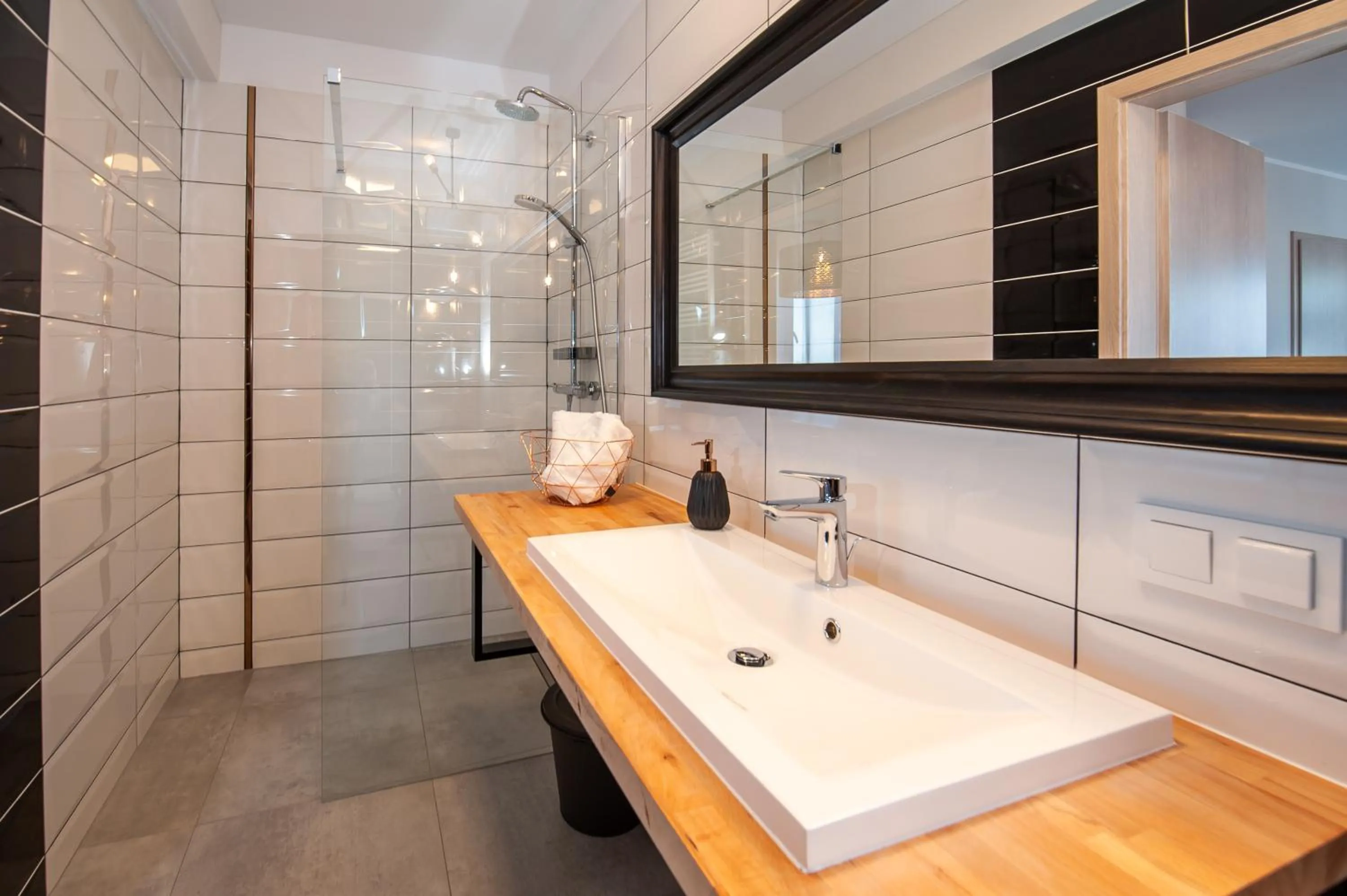 Al Mare - Apartamenty i pokoje