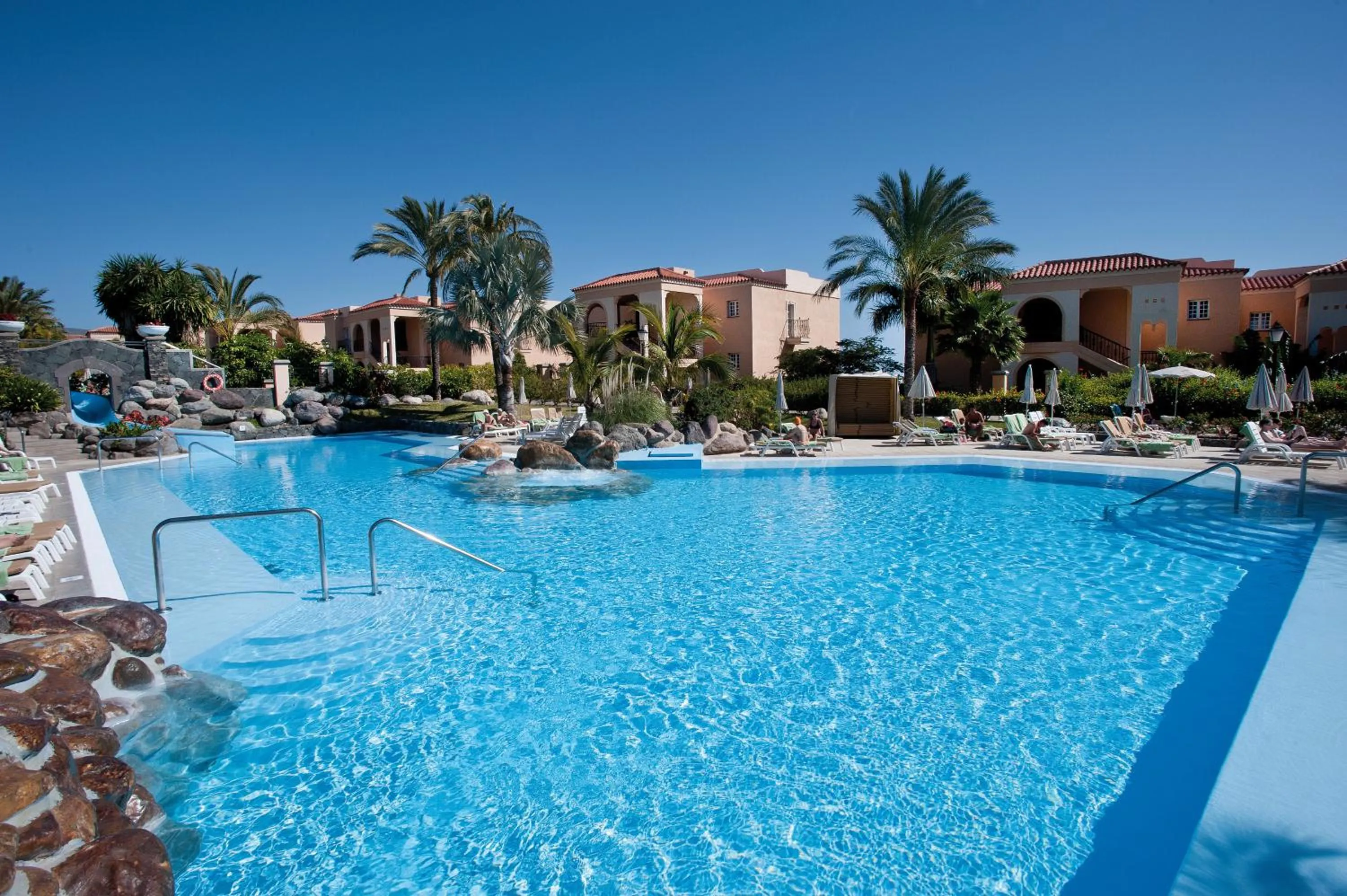 Swimming pool in Palm Oasis Maspalomas