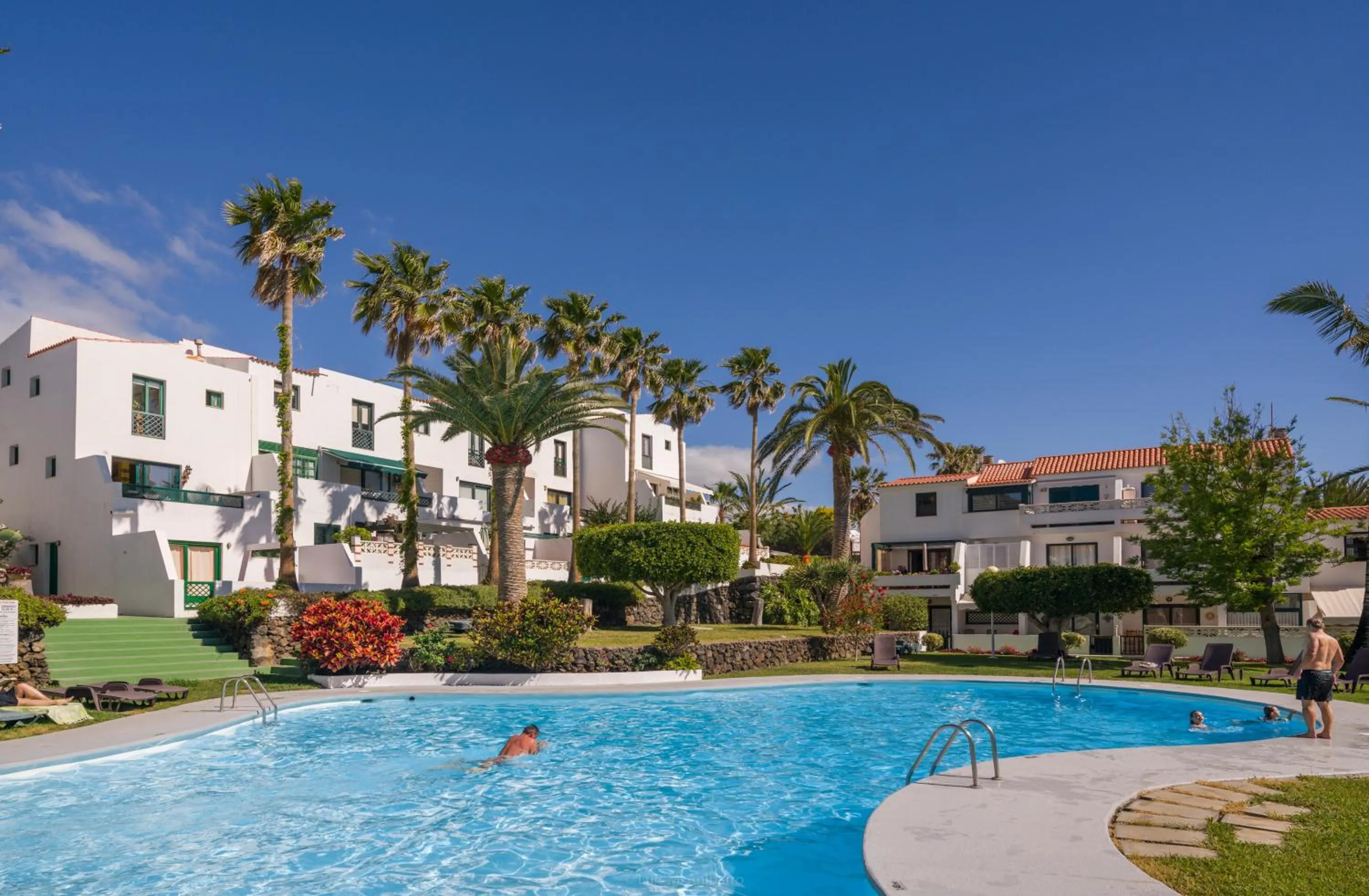 Swimming pool in Apartamentos Los Rosales