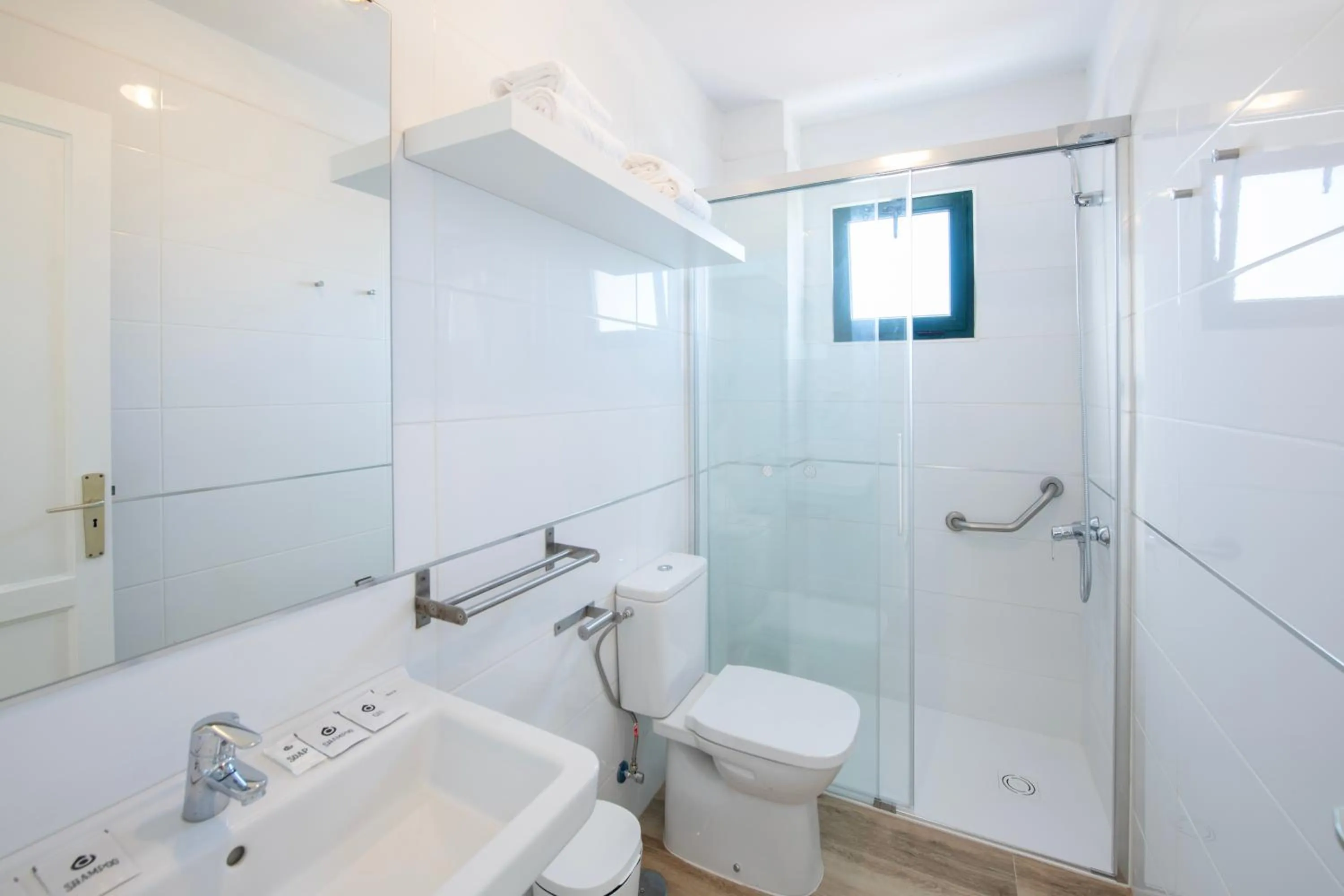 Bathroom in Apartamentos Los Rosales