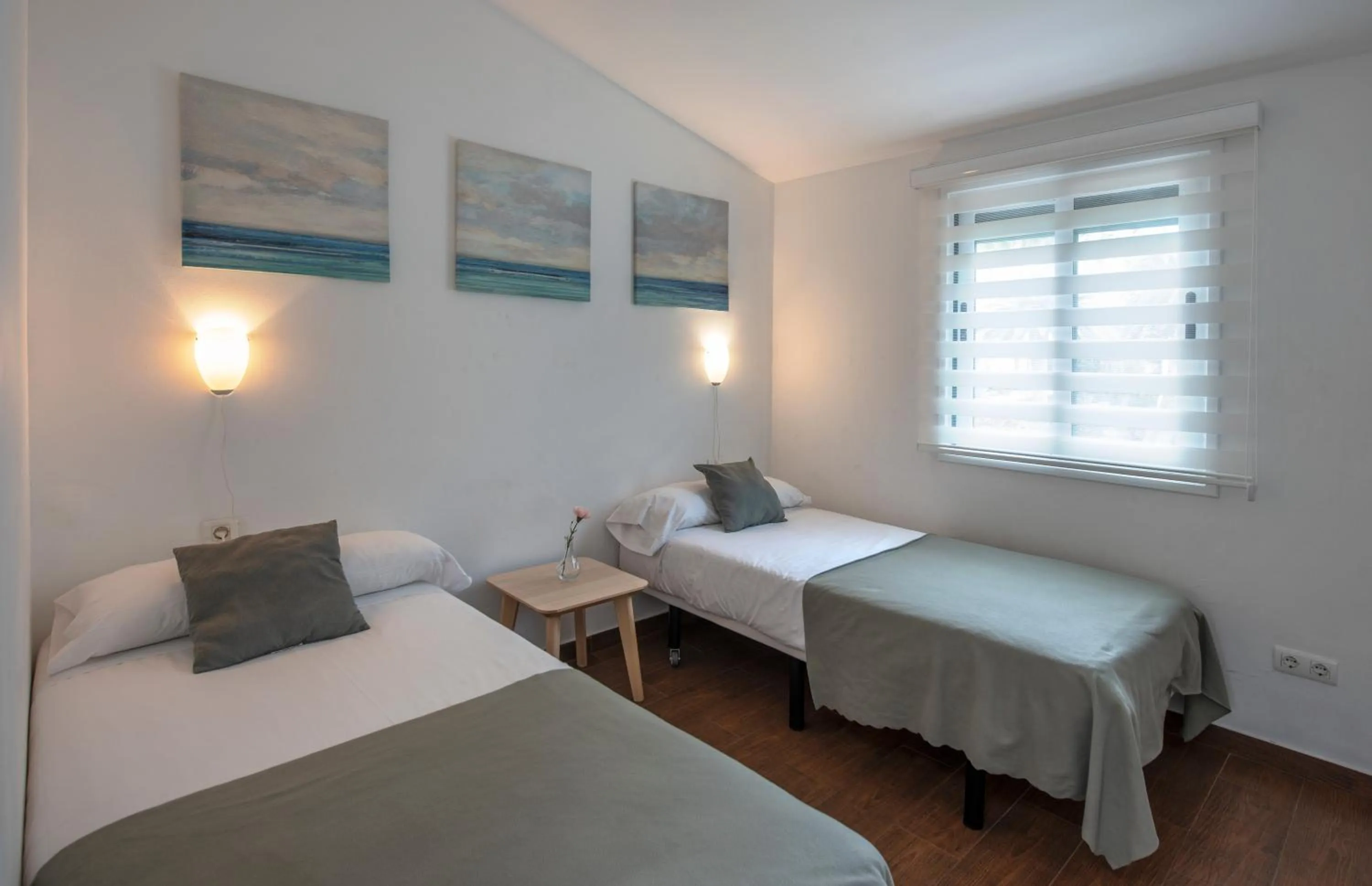 Bedroom, Bed in Apartamentos Los Rosales