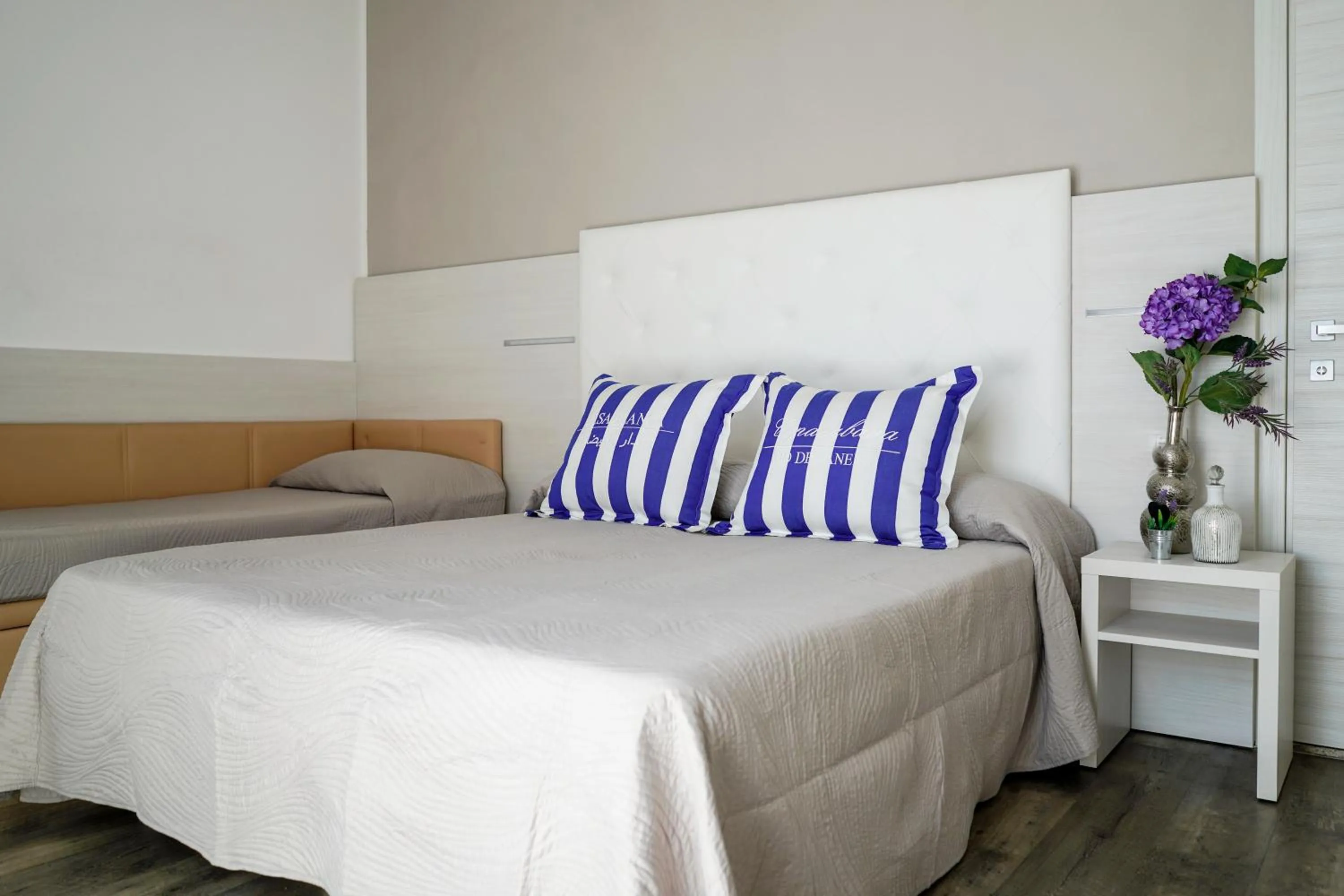 Bedroom, Bed in Hotel Vernel