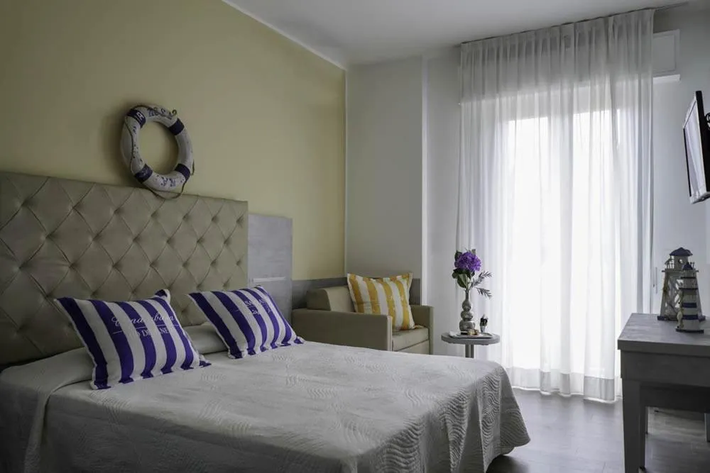 Bedroom, Bed in Hotel Vernel