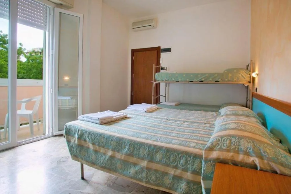 Bedroom, Bed in Hotel Vernel