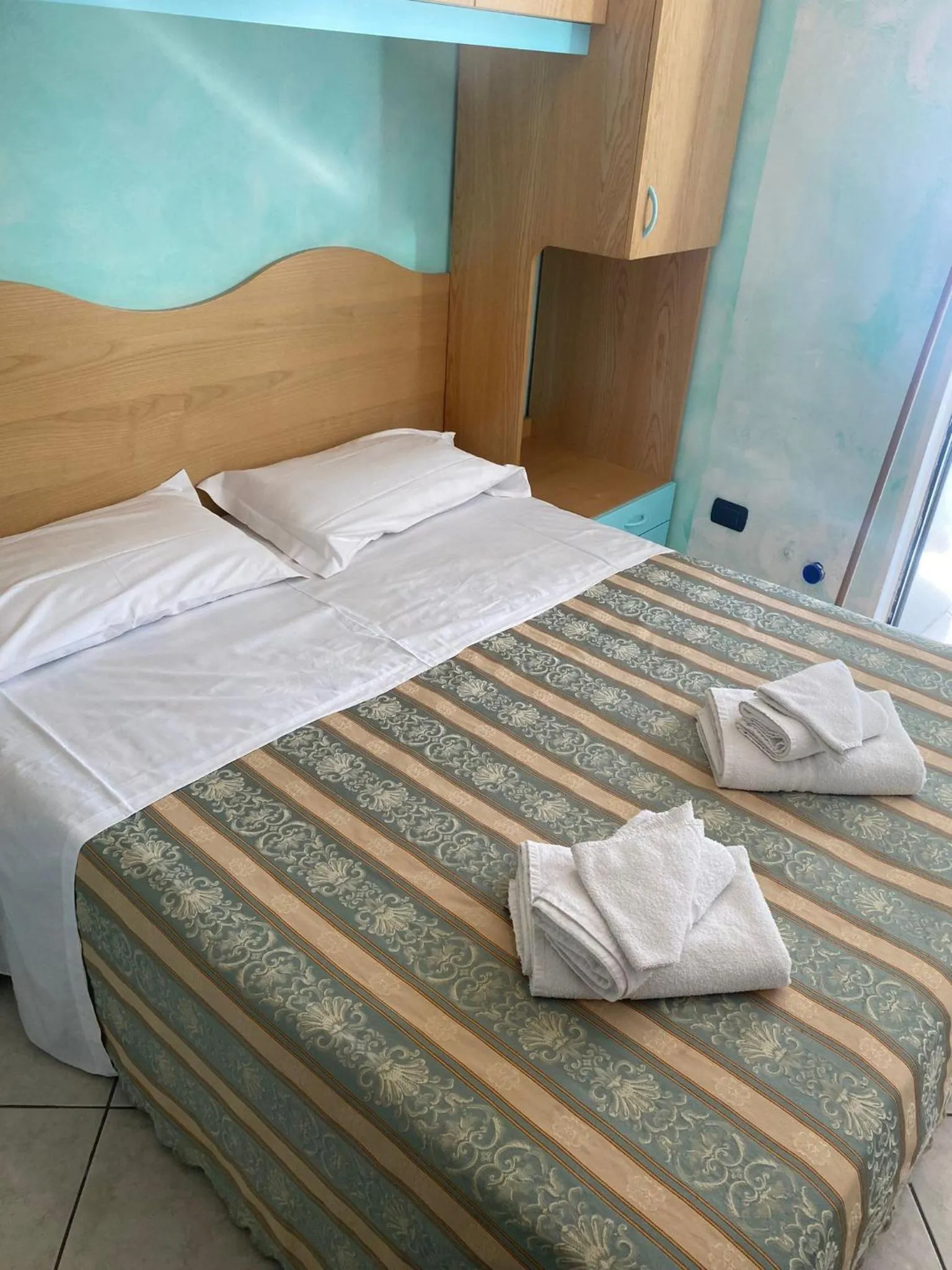 Bedroom, Bed in Hotel Vernel