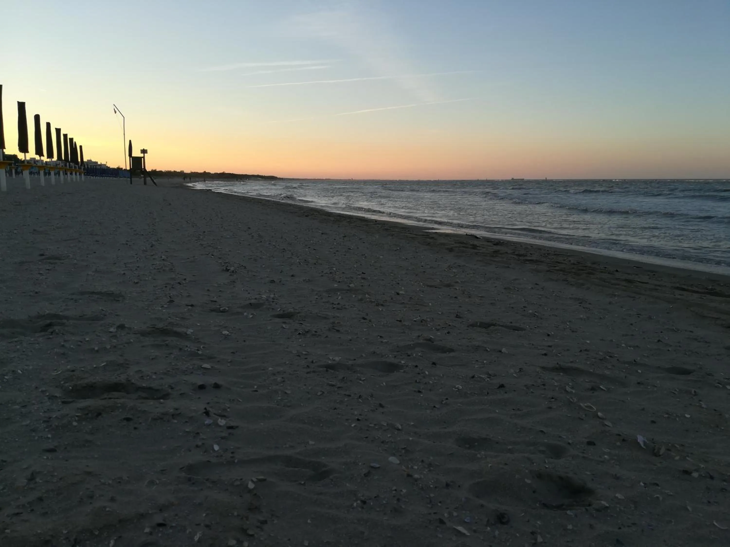 Beach in Aurora Residence