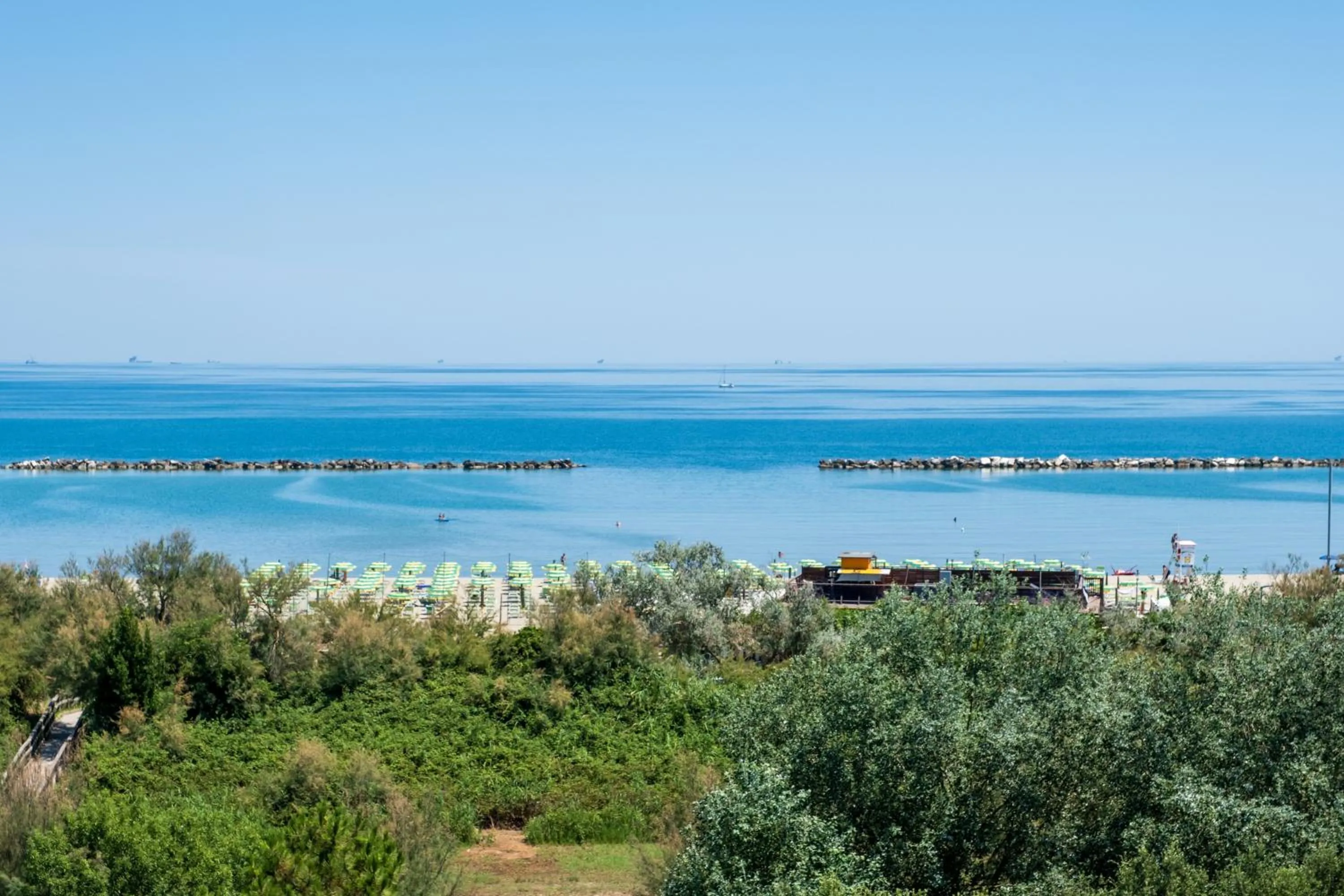 Natural landscape in Aurora Residence