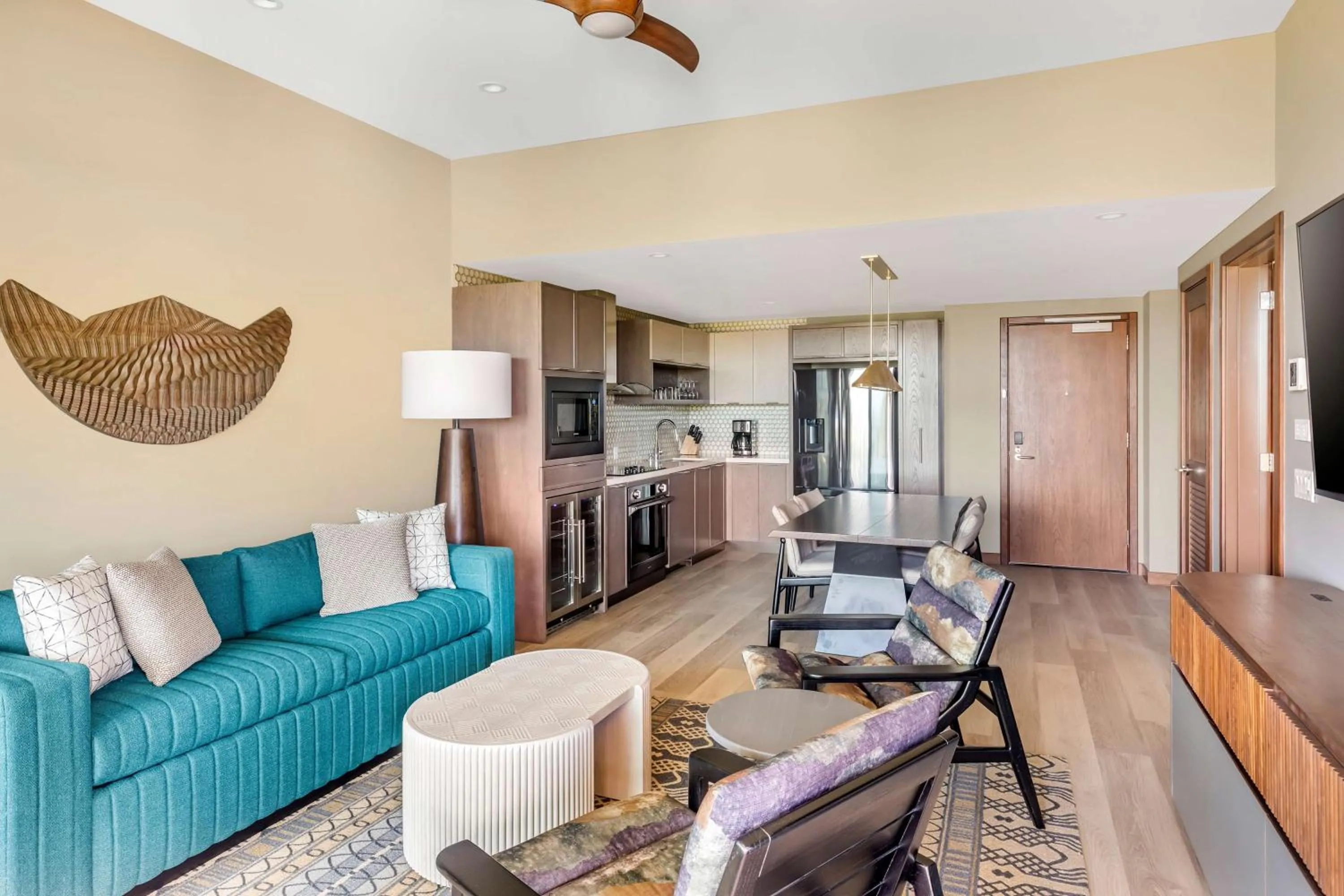 Kitchen or kitchenette in Hilton Grand Vacations Club Maui Bay Villas