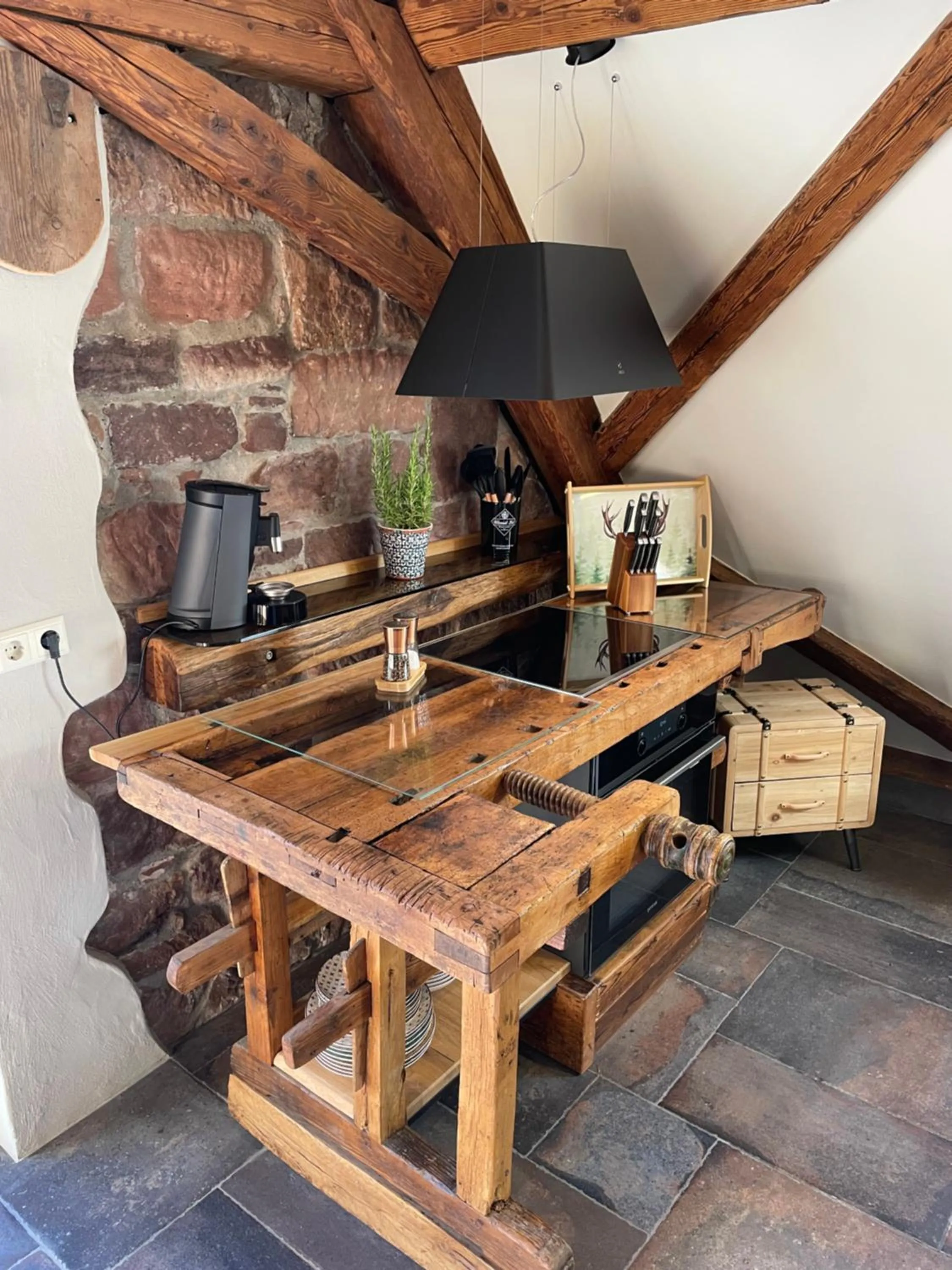 kitchen in Muggel Apartments
