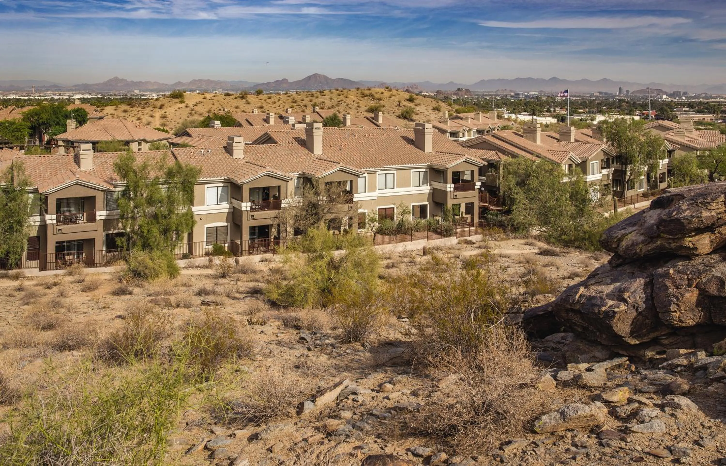 Property building in WorldMark Phoenix - South Mountain Preserve