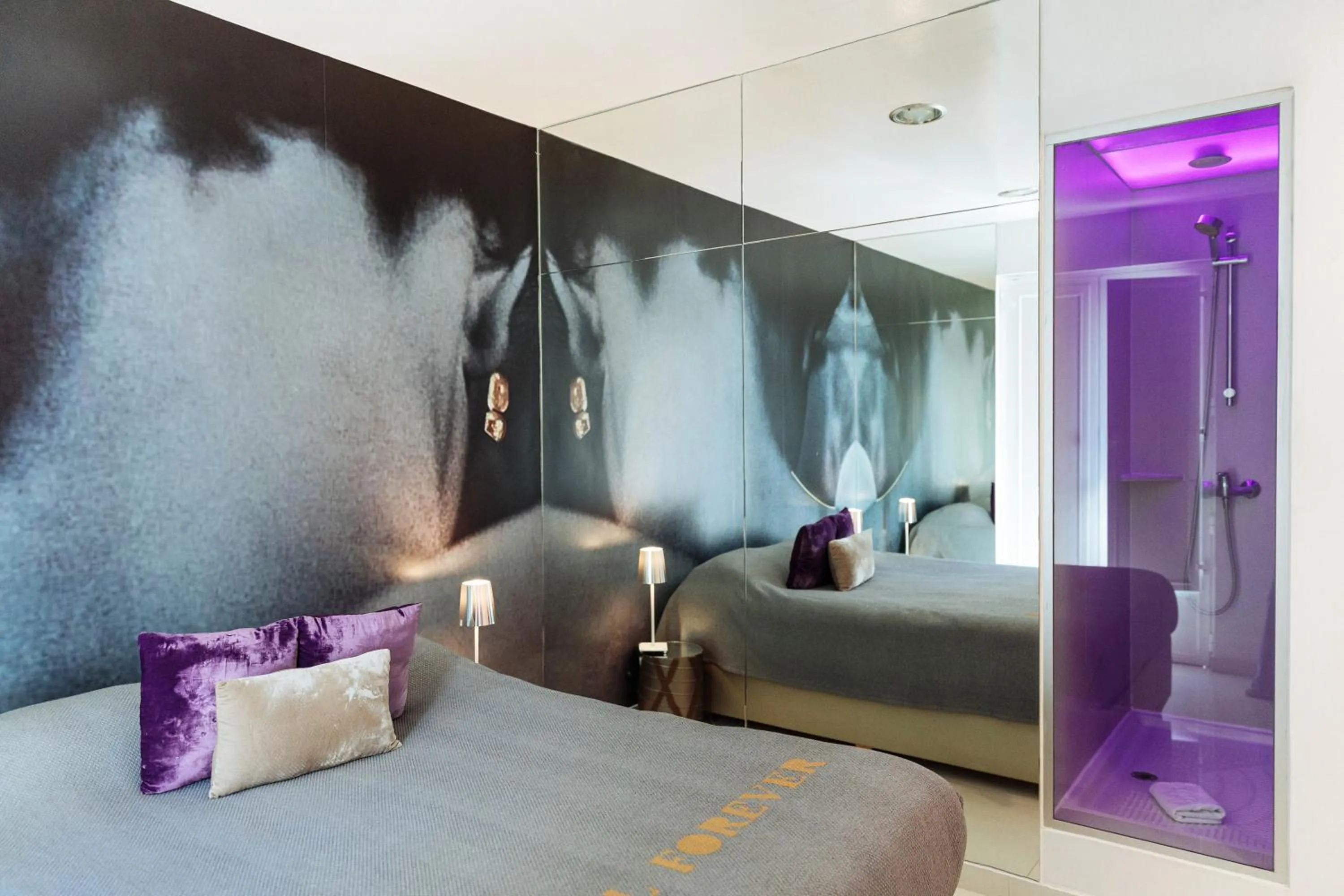 Shower, Bed in Lisbon Art Stay Hotel & Apartments