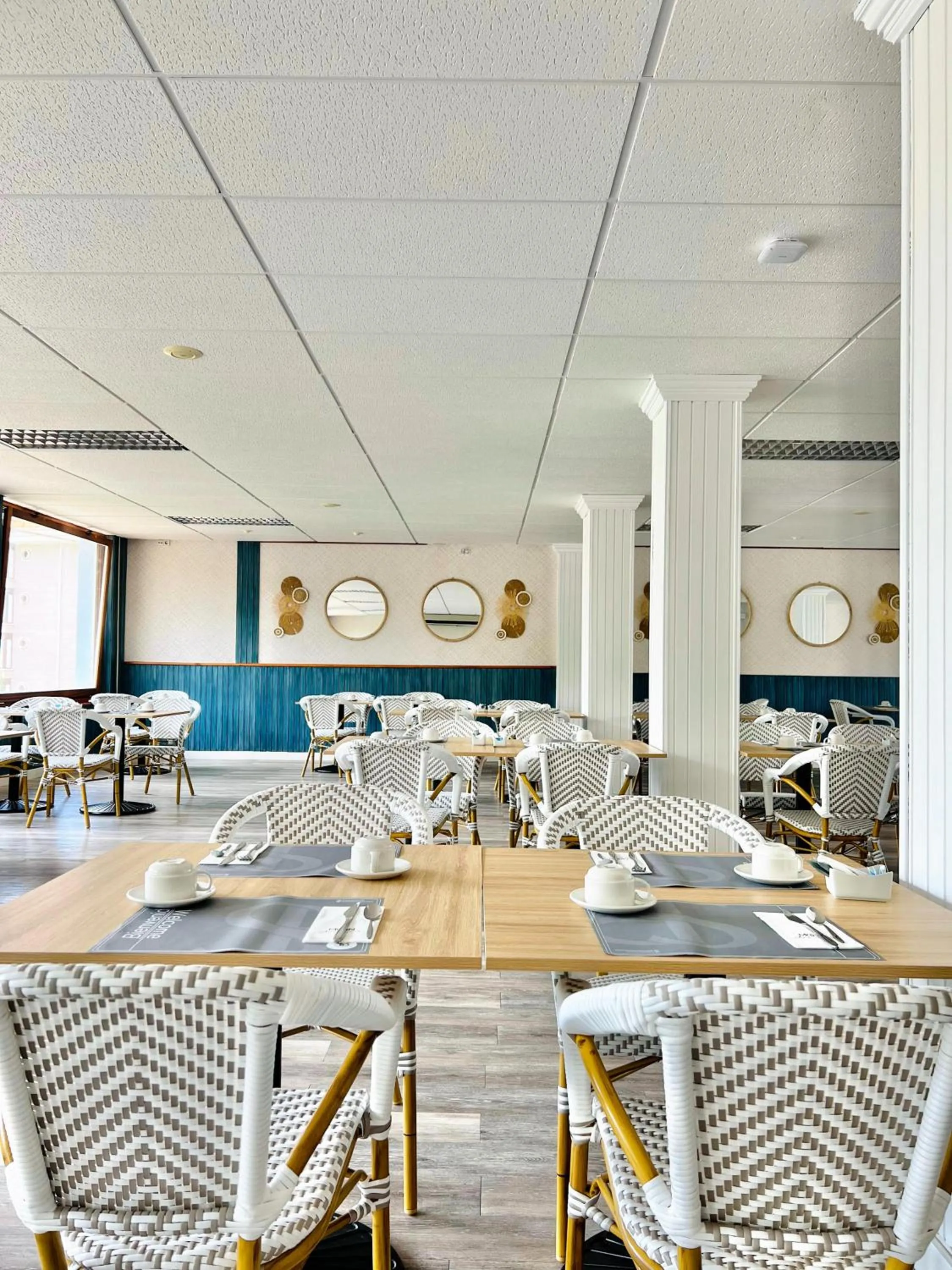 Restaurant/places to eat in Moon Dreams Noja