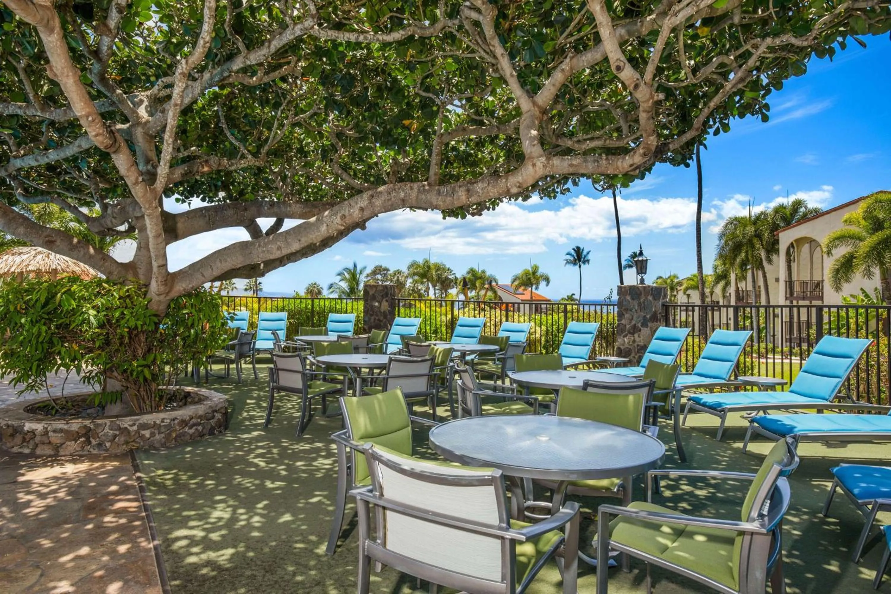 Day in Aston Maui Hill