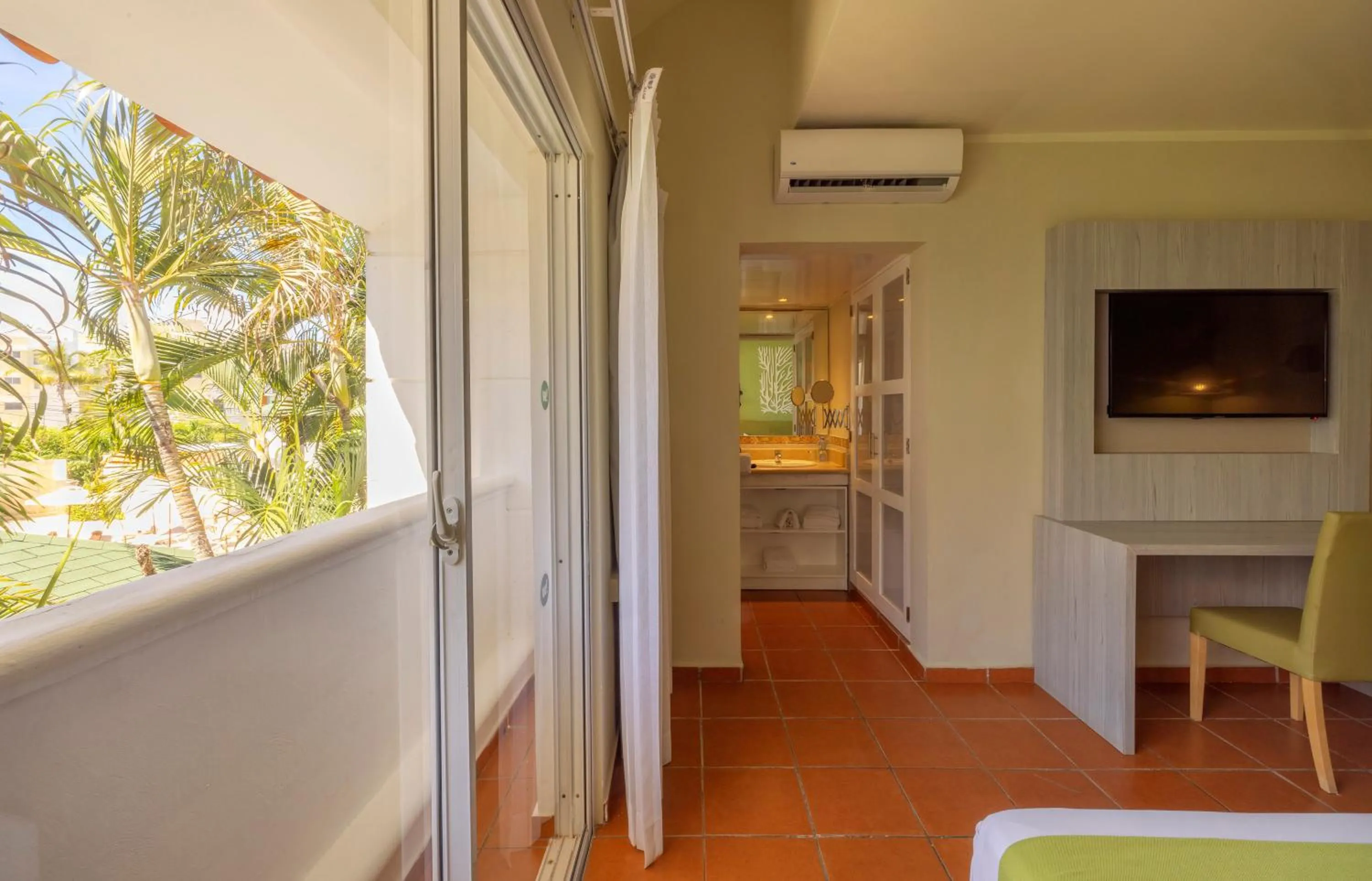 air conditioner in Hotel whala!bávaro - All Inclusive