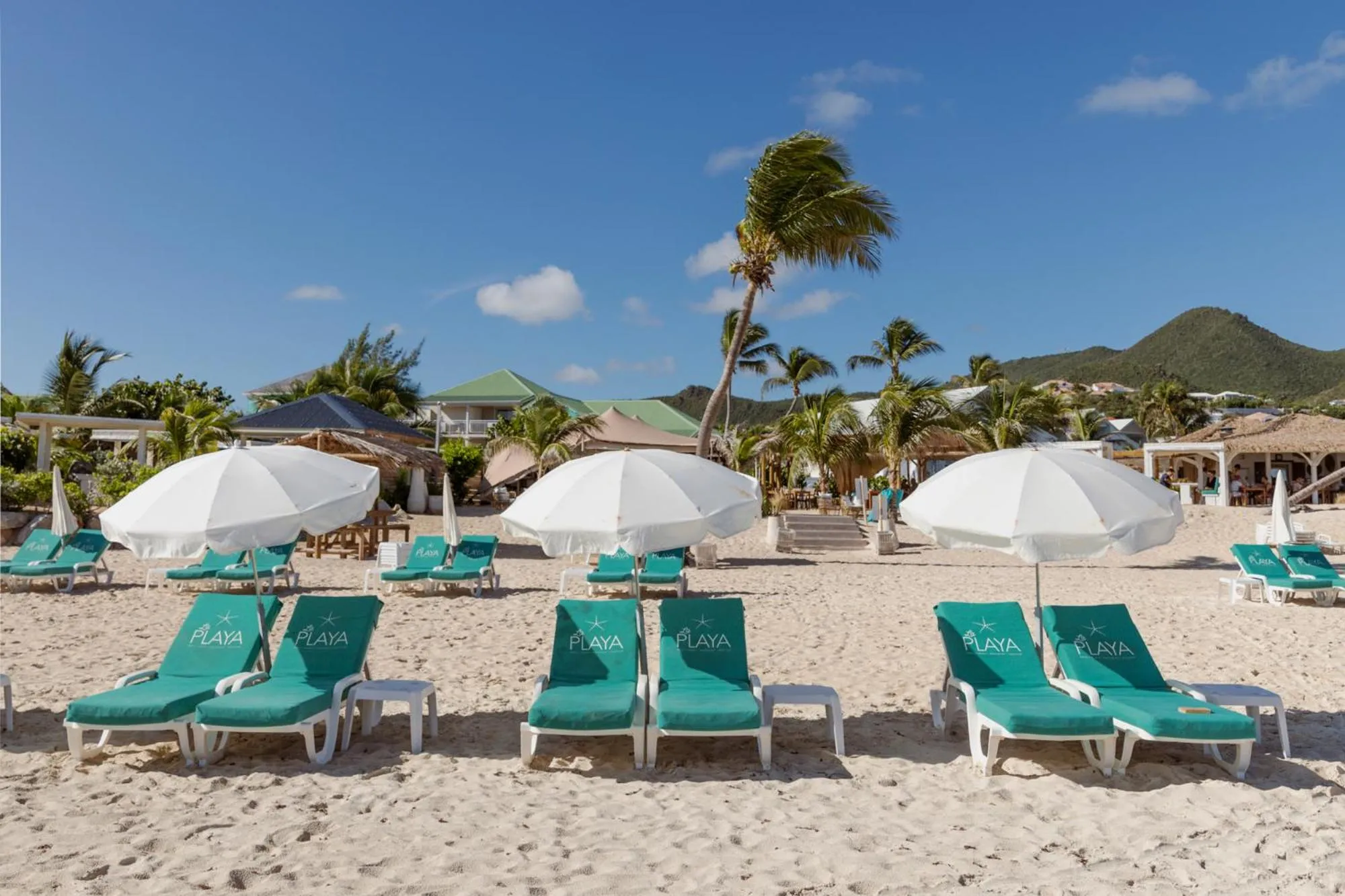 Beach in La Playa Orient Bay