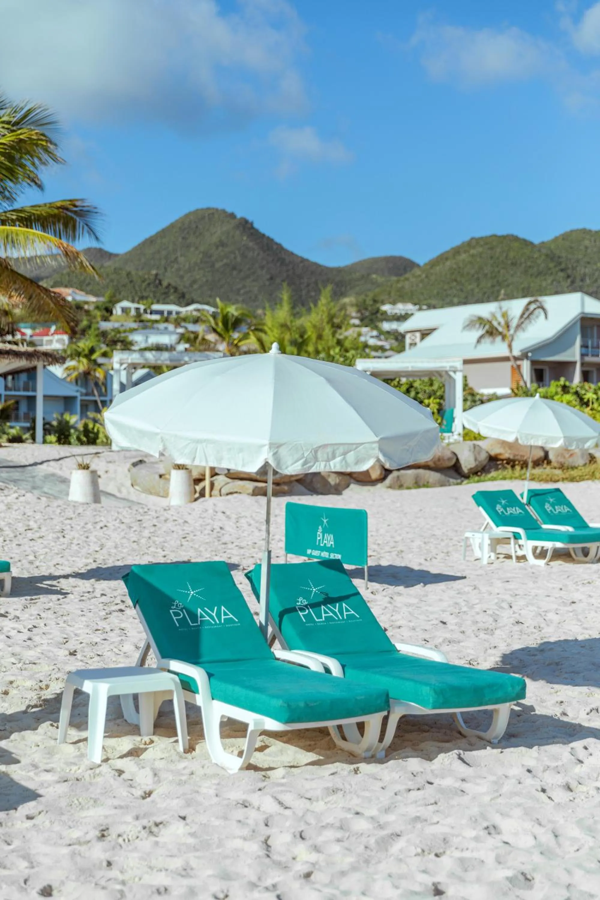 Beach in La Playa Orient Bay