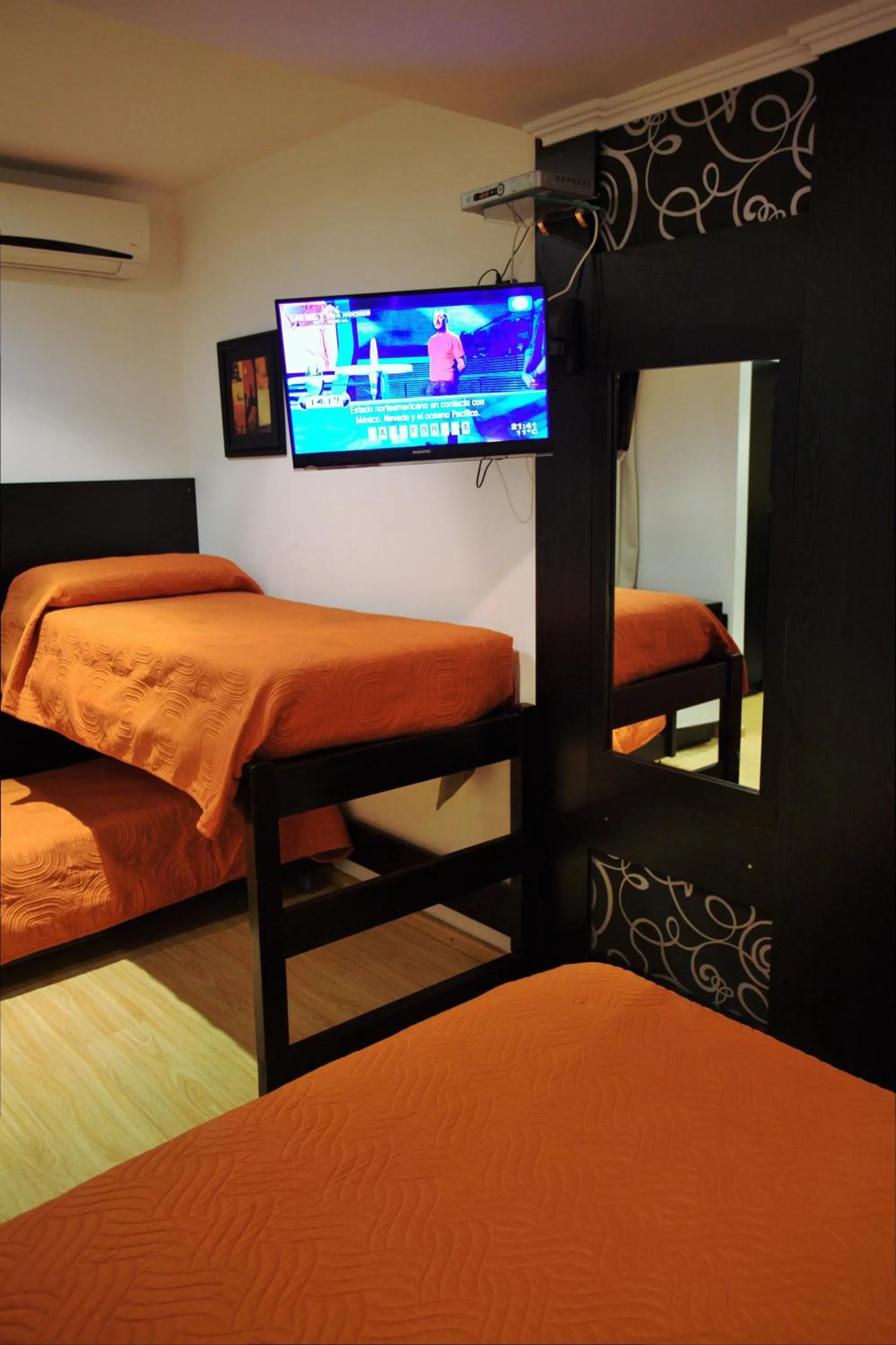 Decorative detail, Bed in Sur Hotel