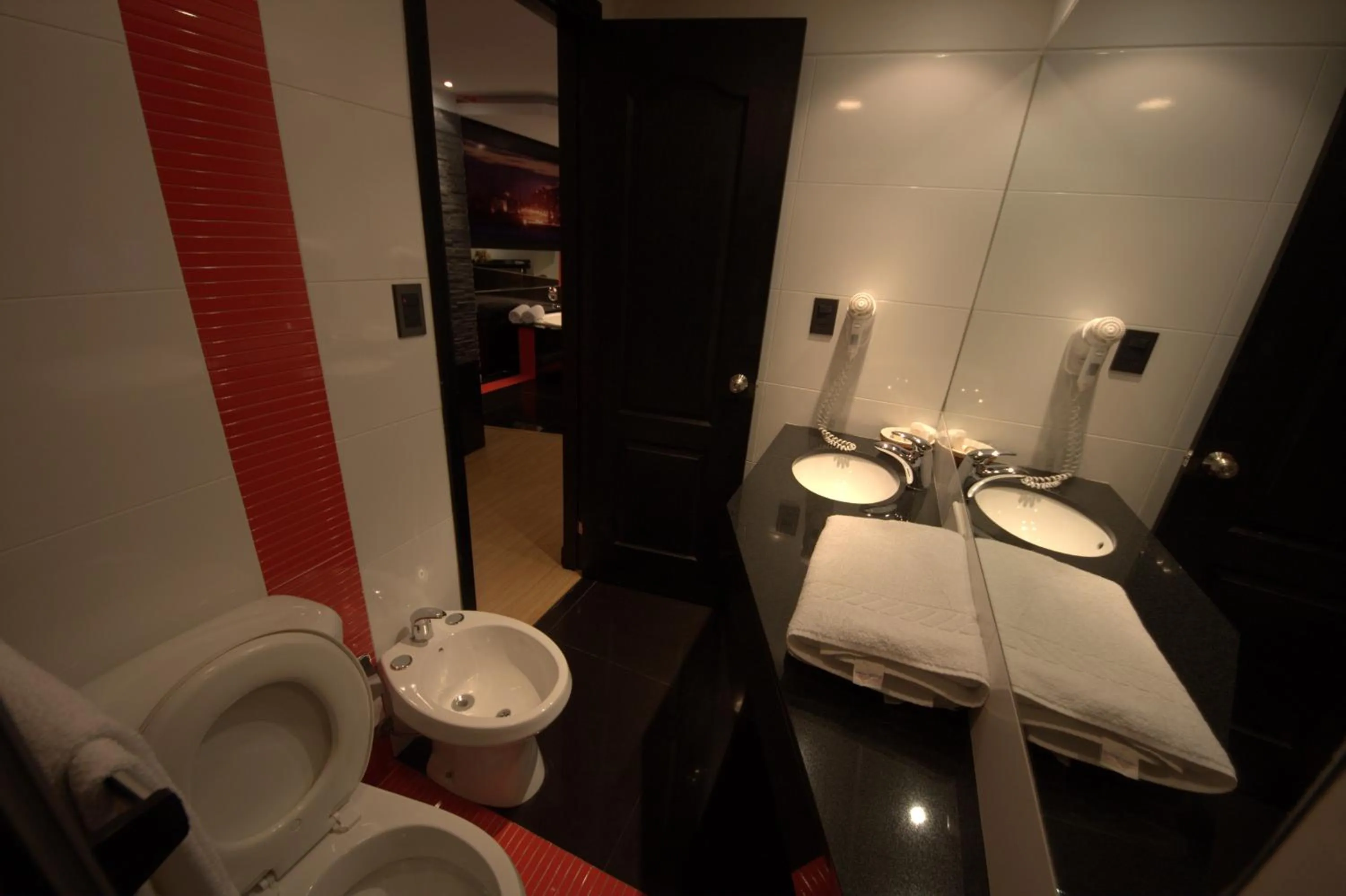 Bathroom in Sur Hotel