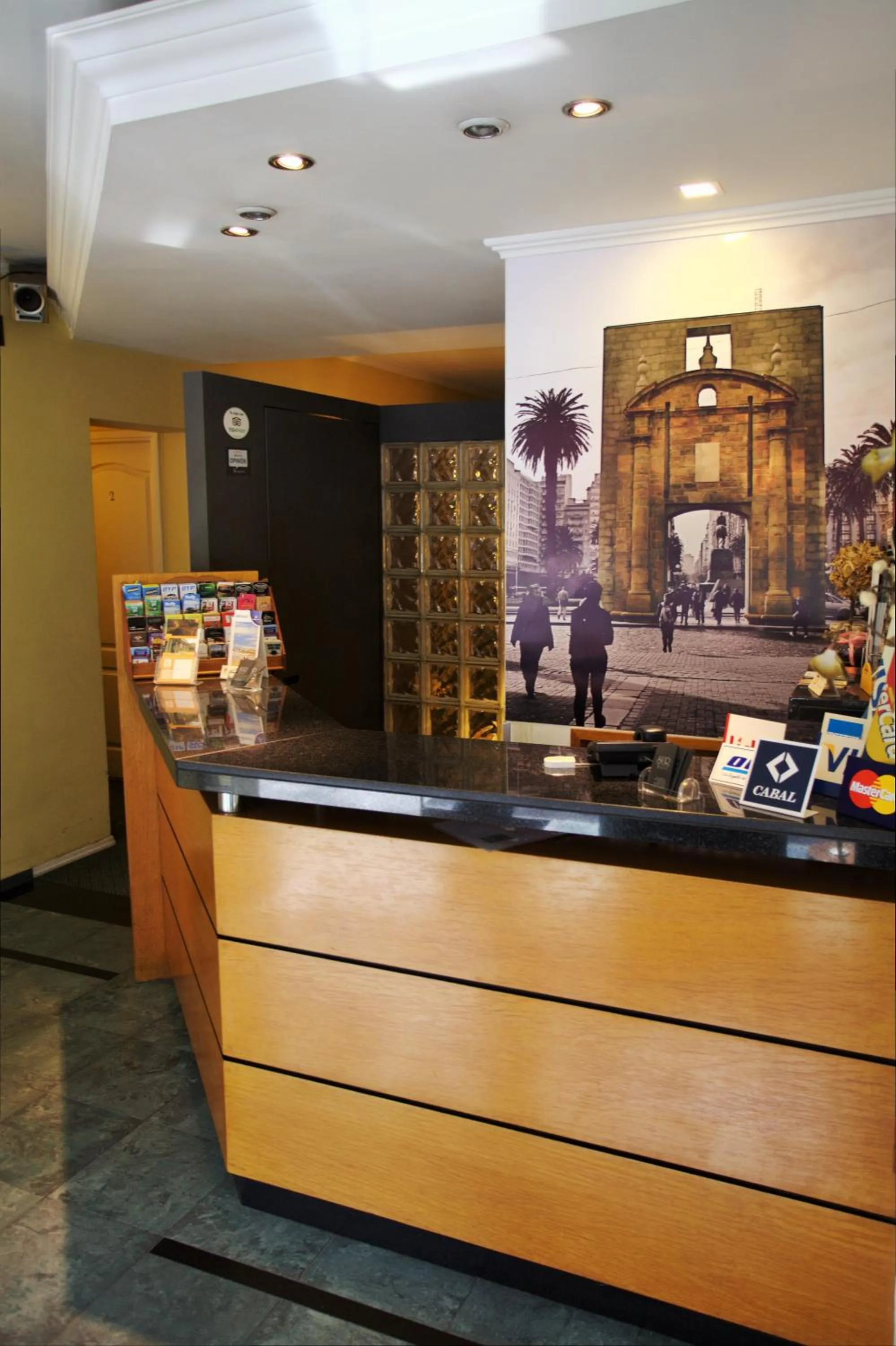 Lobby or reception in Sur Hotel