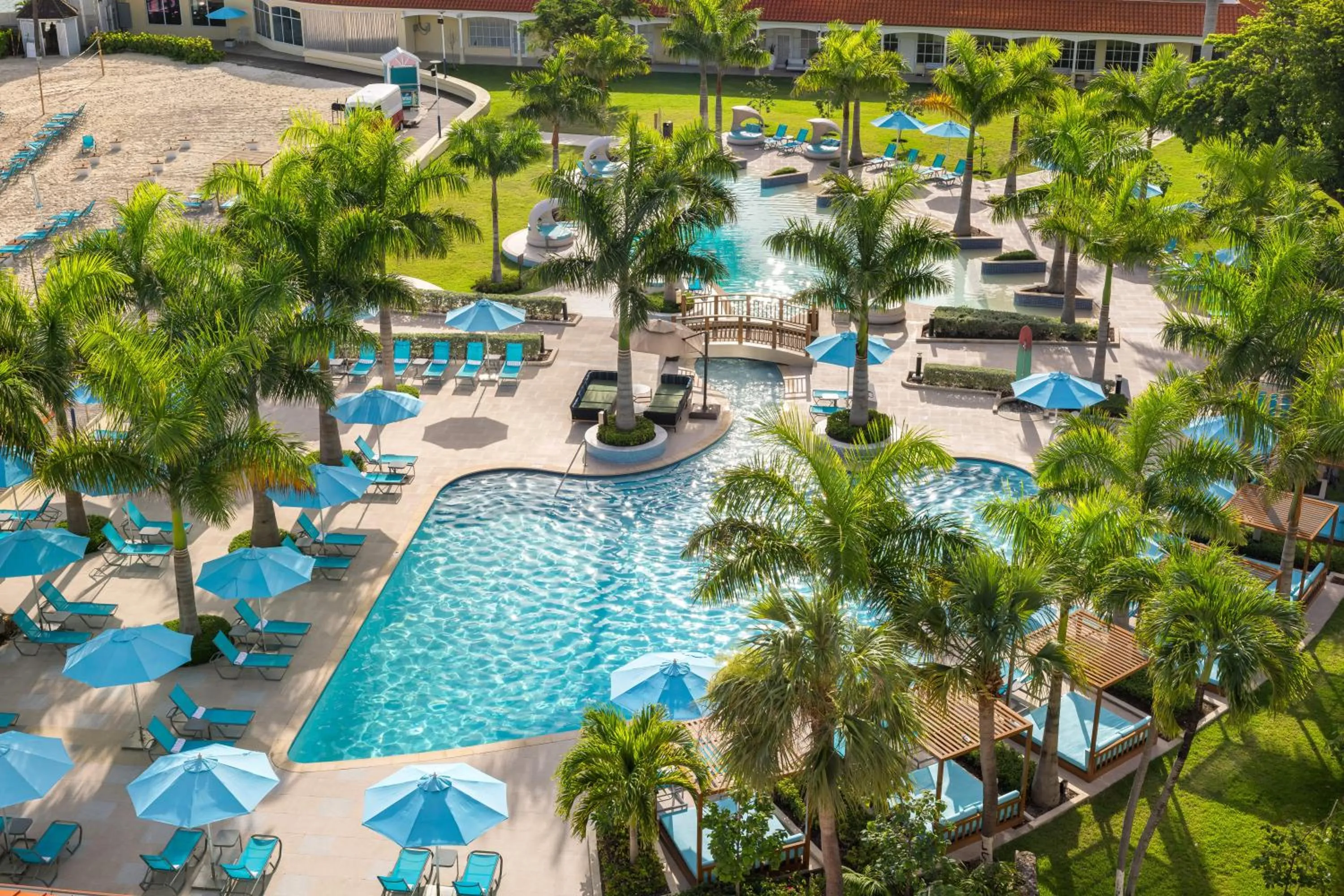 Swimming pool in British Colonial Nassau