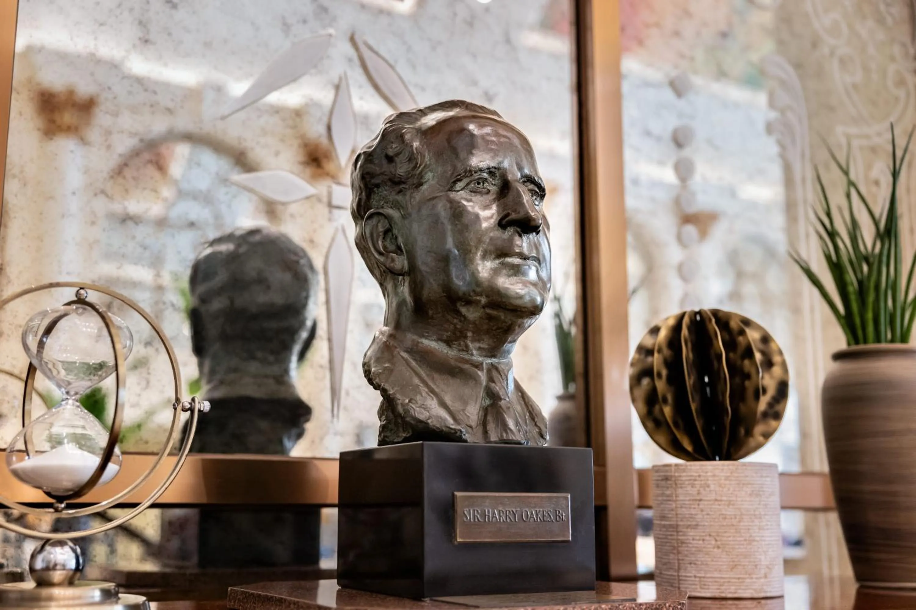 Lobby or reception in British Colonial Nassau