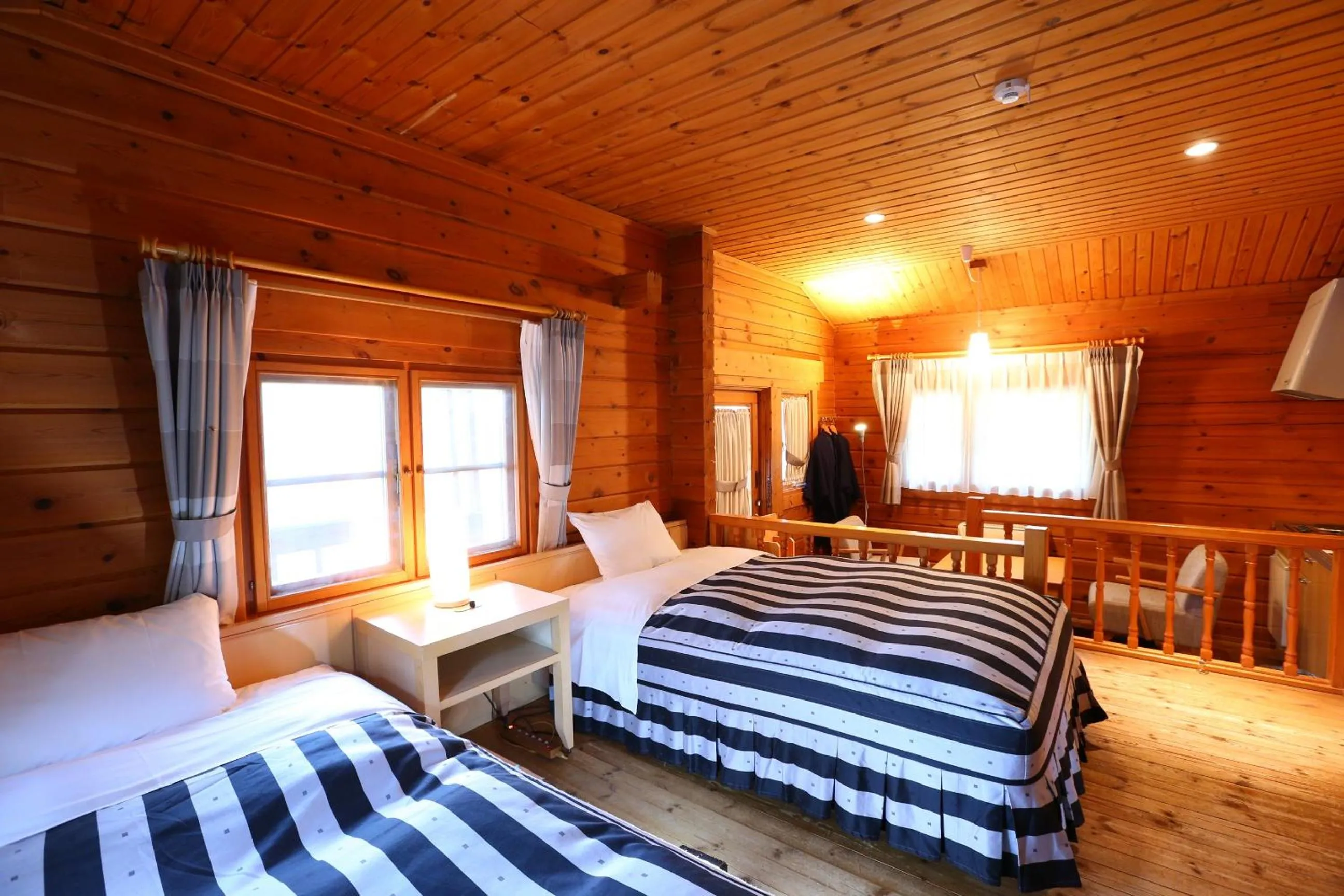 Photo of the whole room in Motoyu Kosenkaku