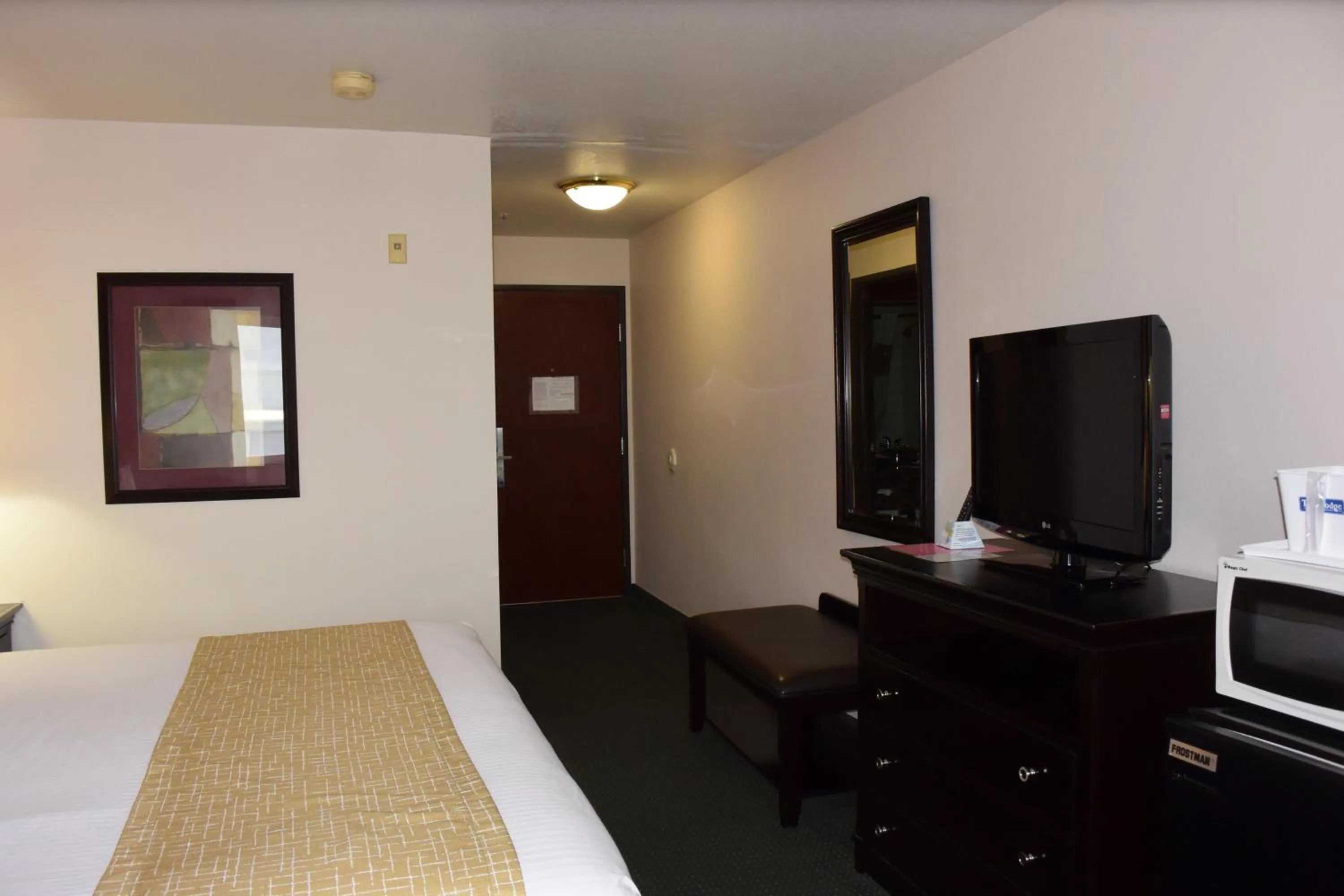 Food and drinks, Bed in Travelodge by Wyndham, Newberg