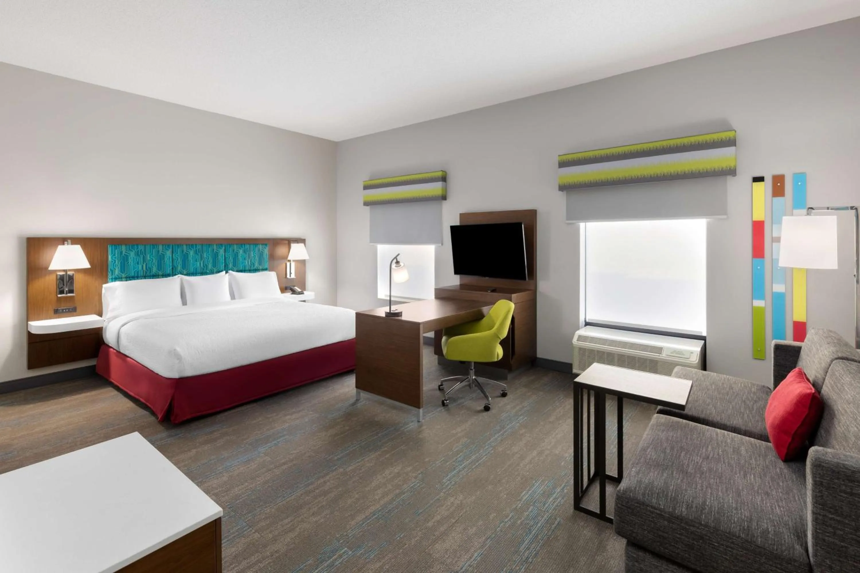 Bedroom, Bed in Hampton Inn & Suites Dothan