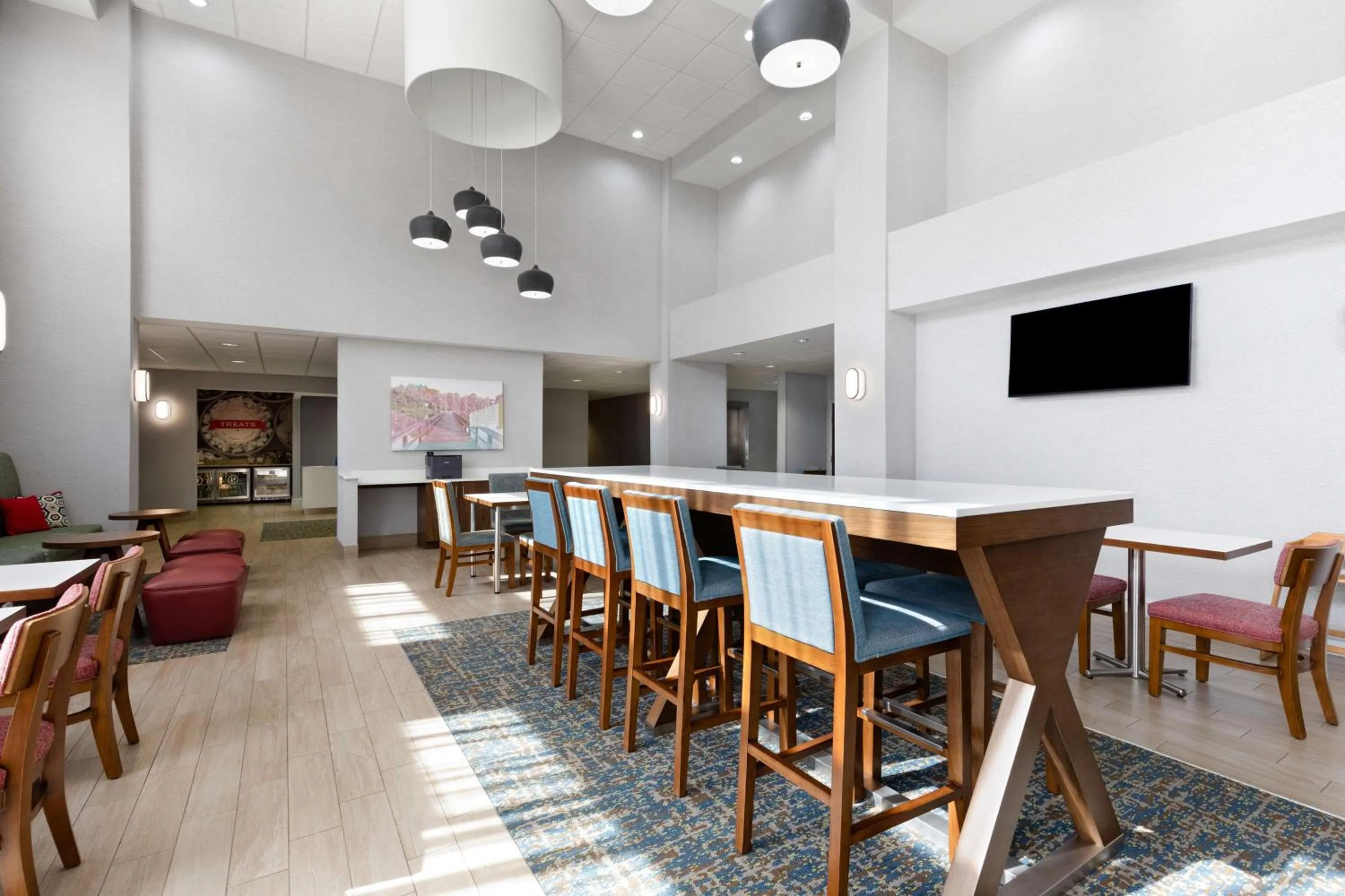 Breakfast in Hampton Inn & Suites Dothan