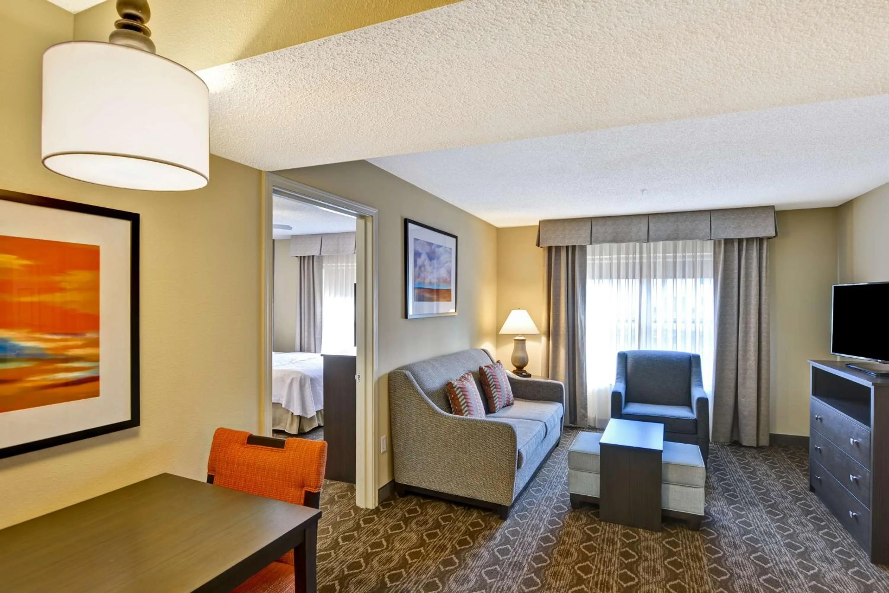 Bedroom in Homewood Suites by Hilton Kansas City/Overland Park