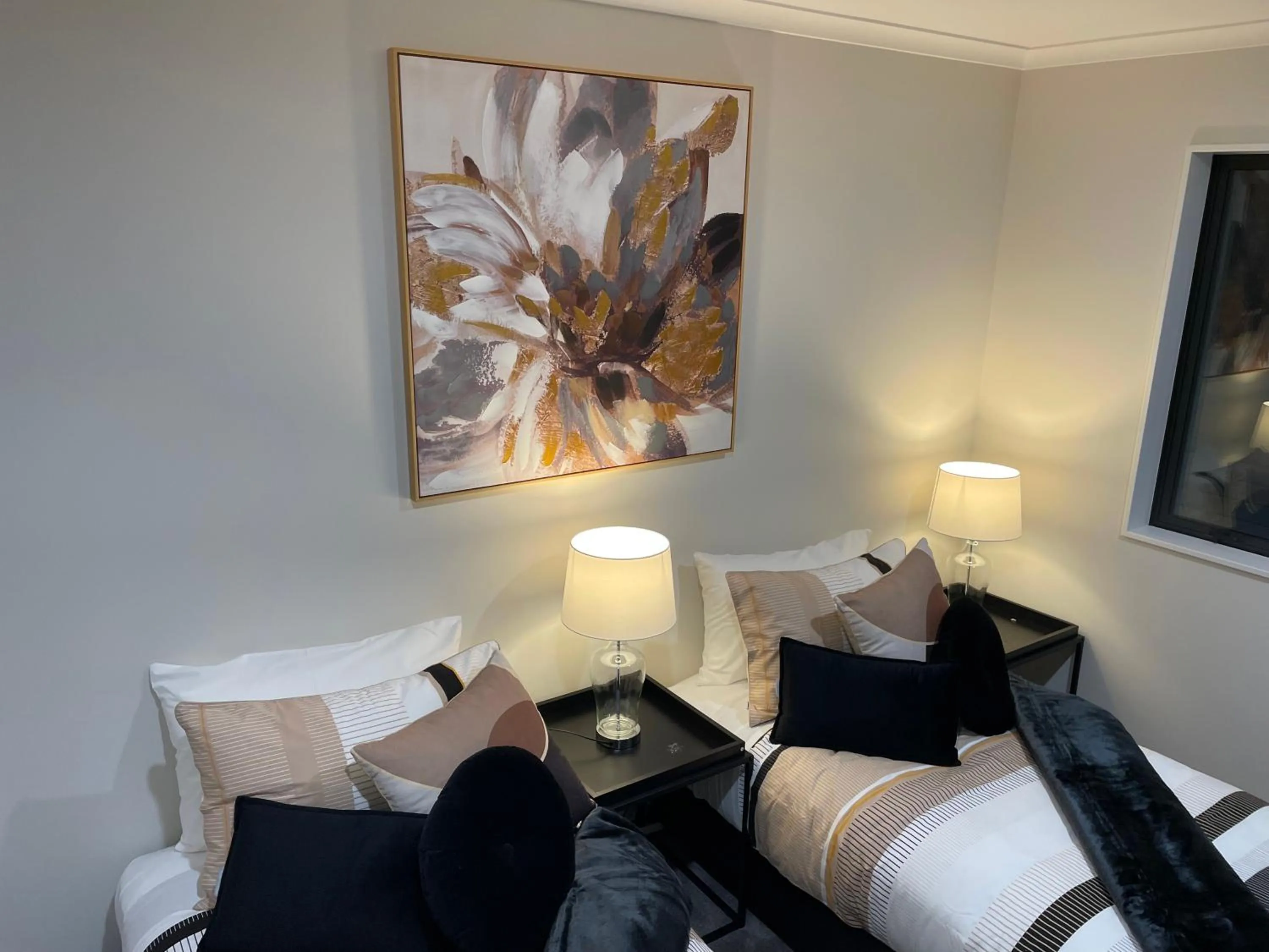 Bed in Flat Bush Holiday Accommodation