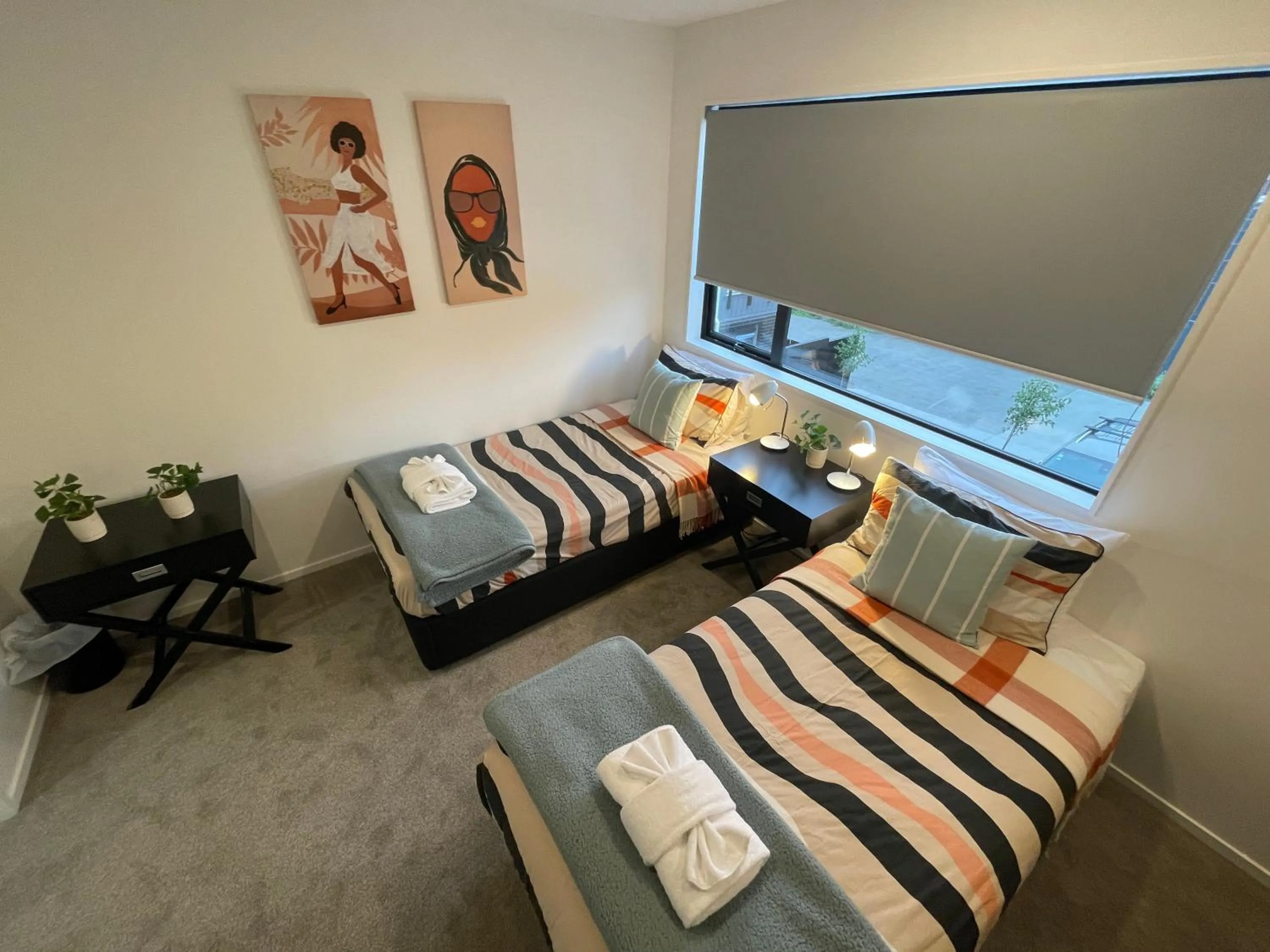 Bed in Flat Bush Holiday Accommodation