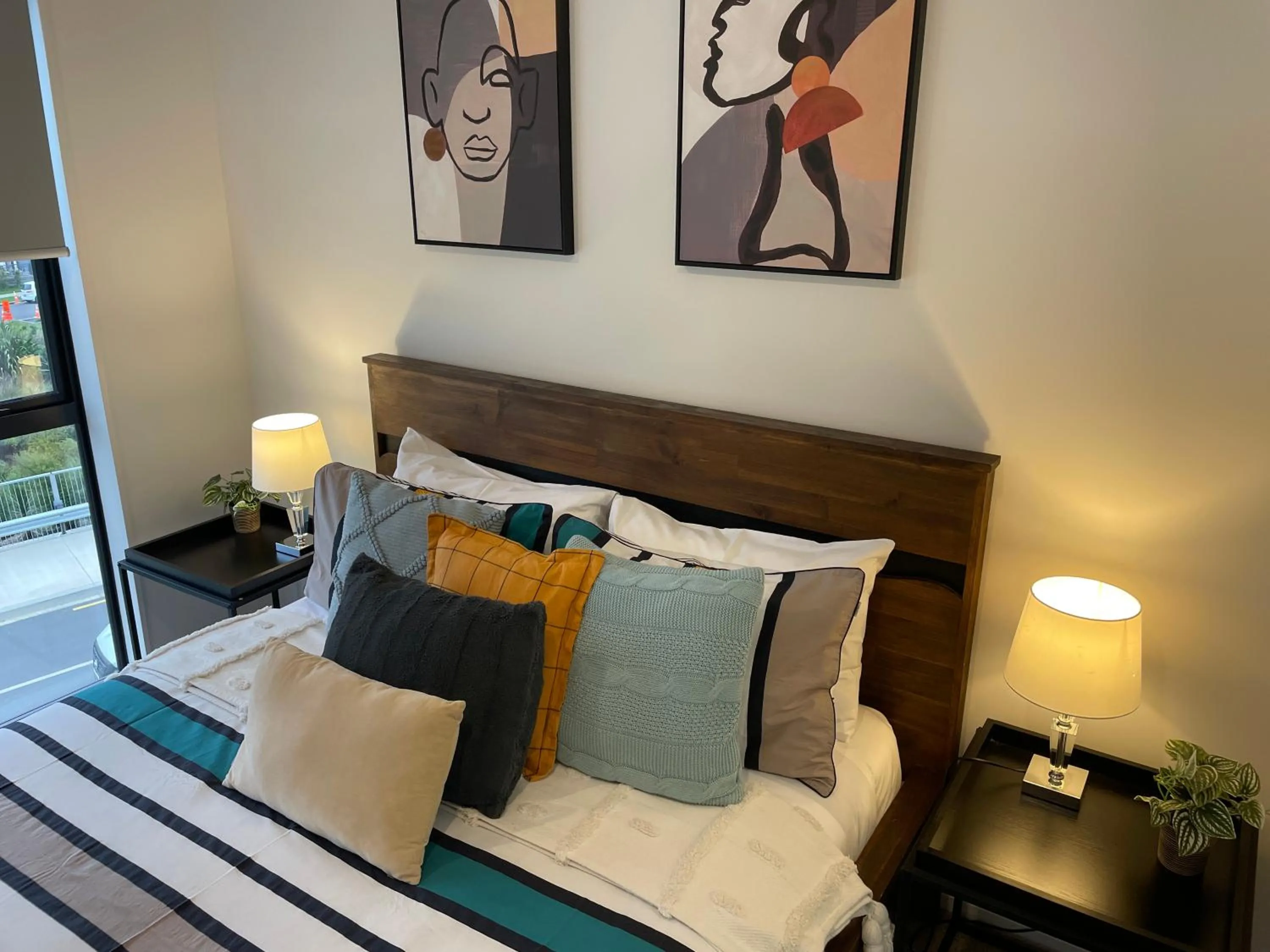 Bed in Flat Bush Holiday Accommodation