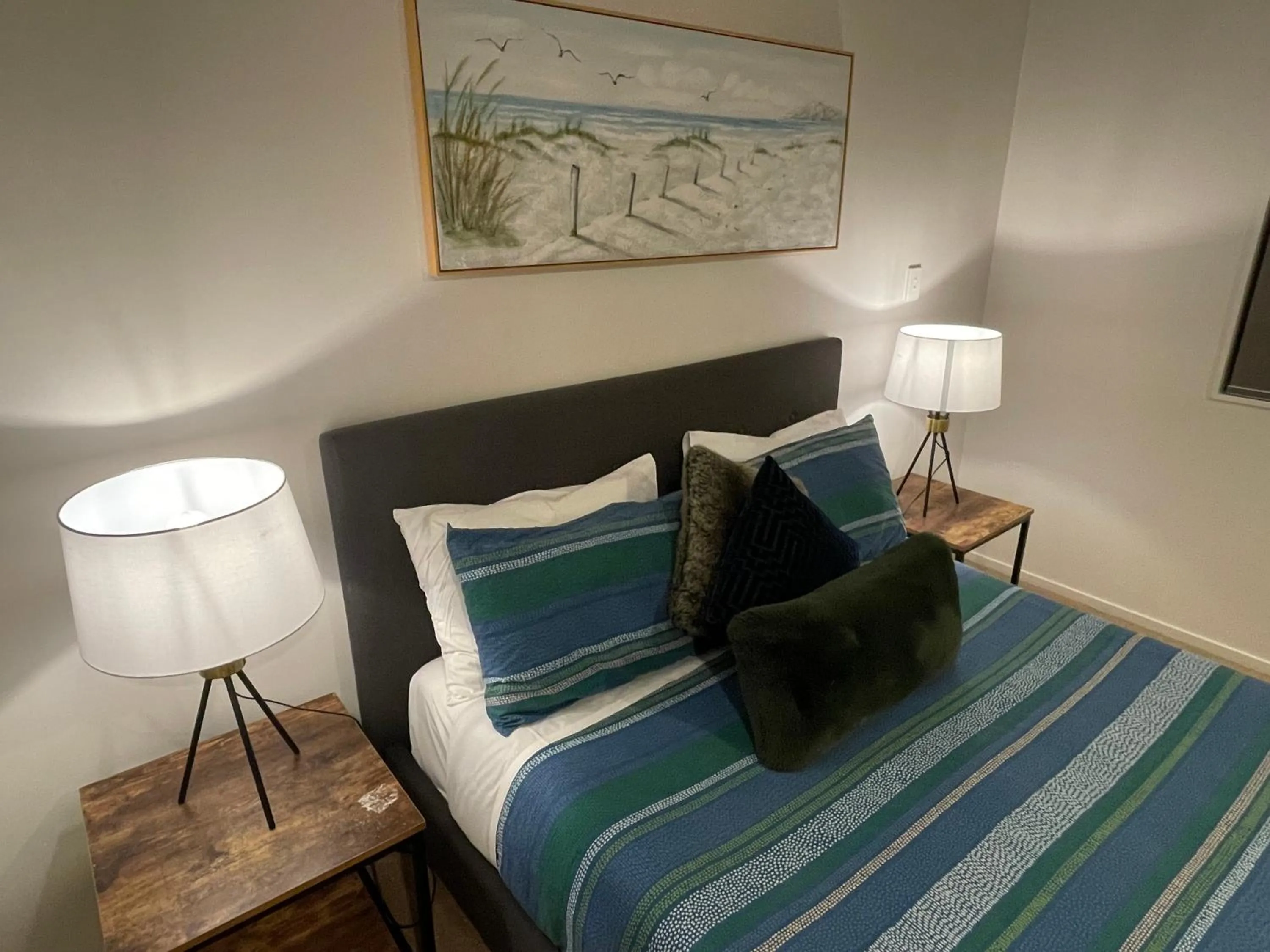 Bed in Flat Bush Holiday Accommodation