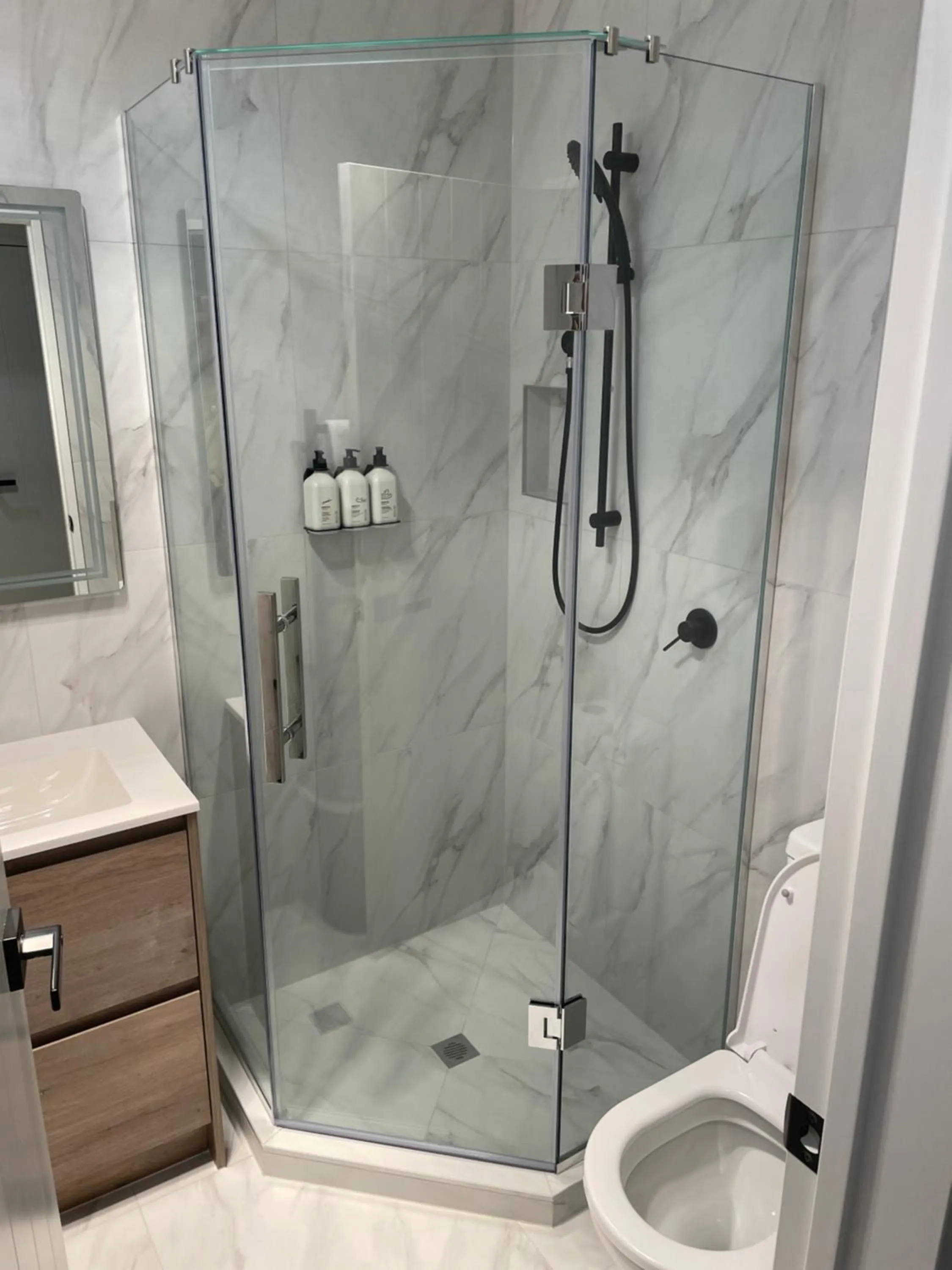 Shower in Flat Bush Holiday Accommodation