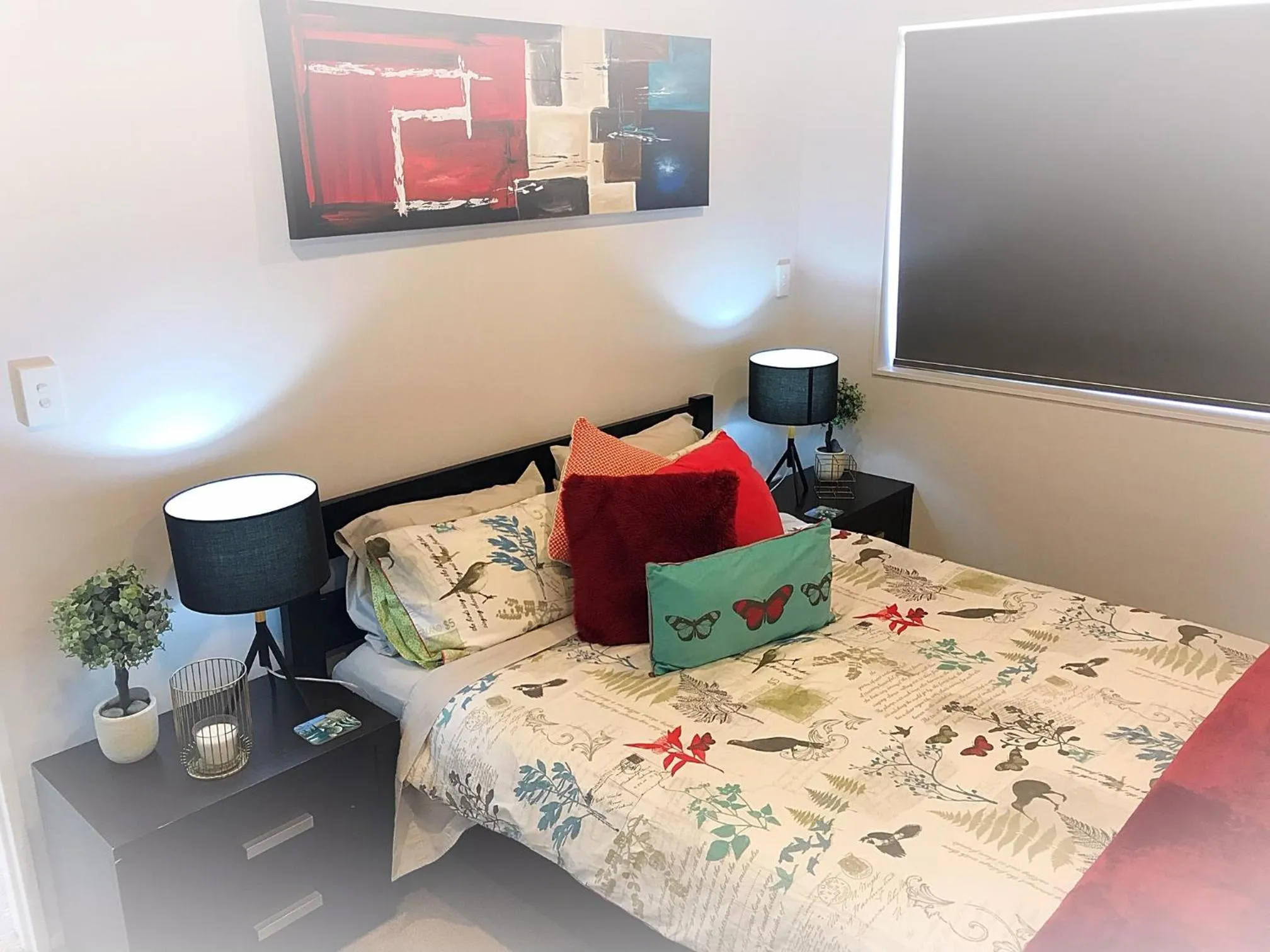 Bed in Flat Bush Holiday Accommodation