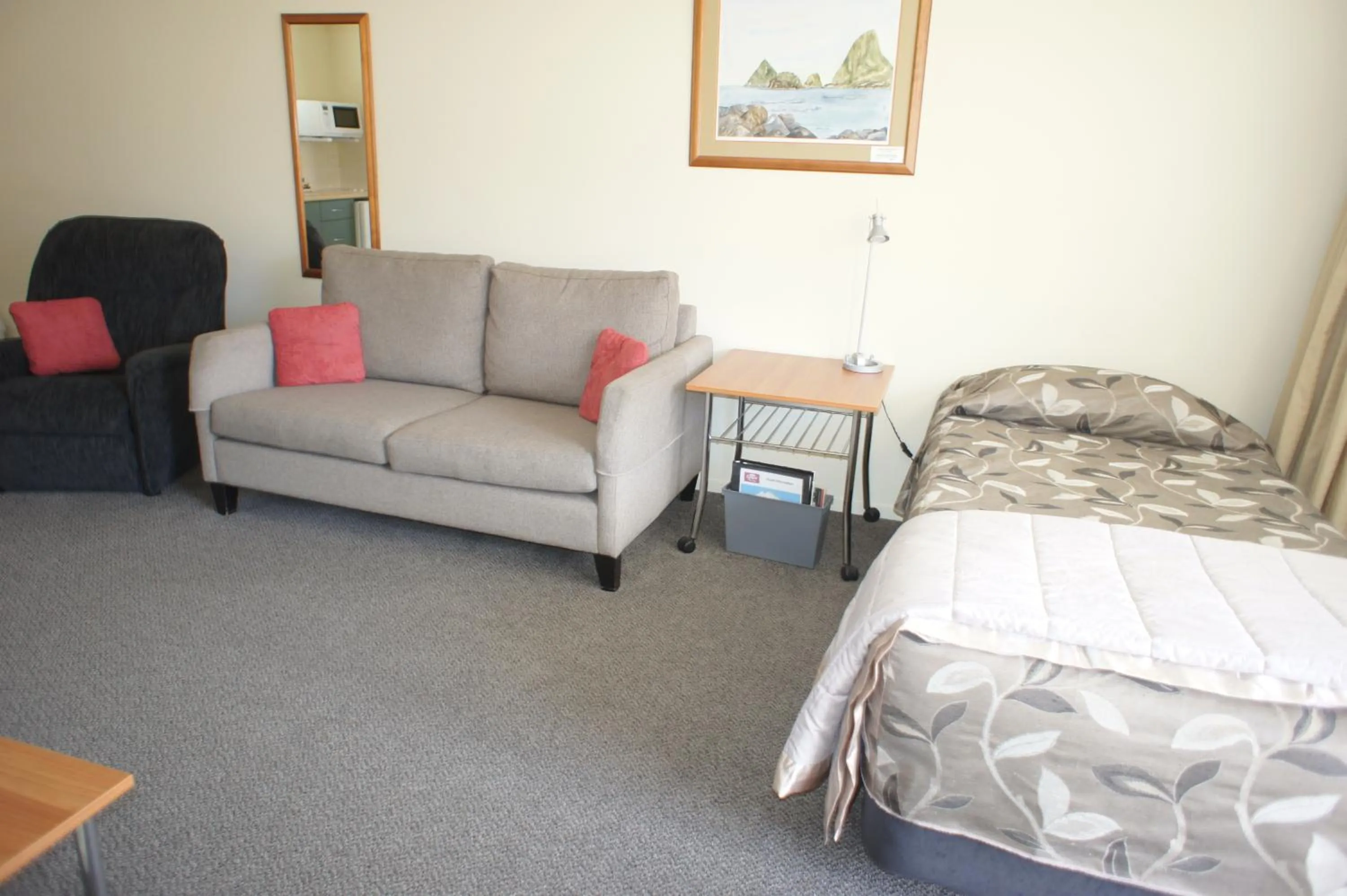 Bed in Bks Egmont Motor Lodge