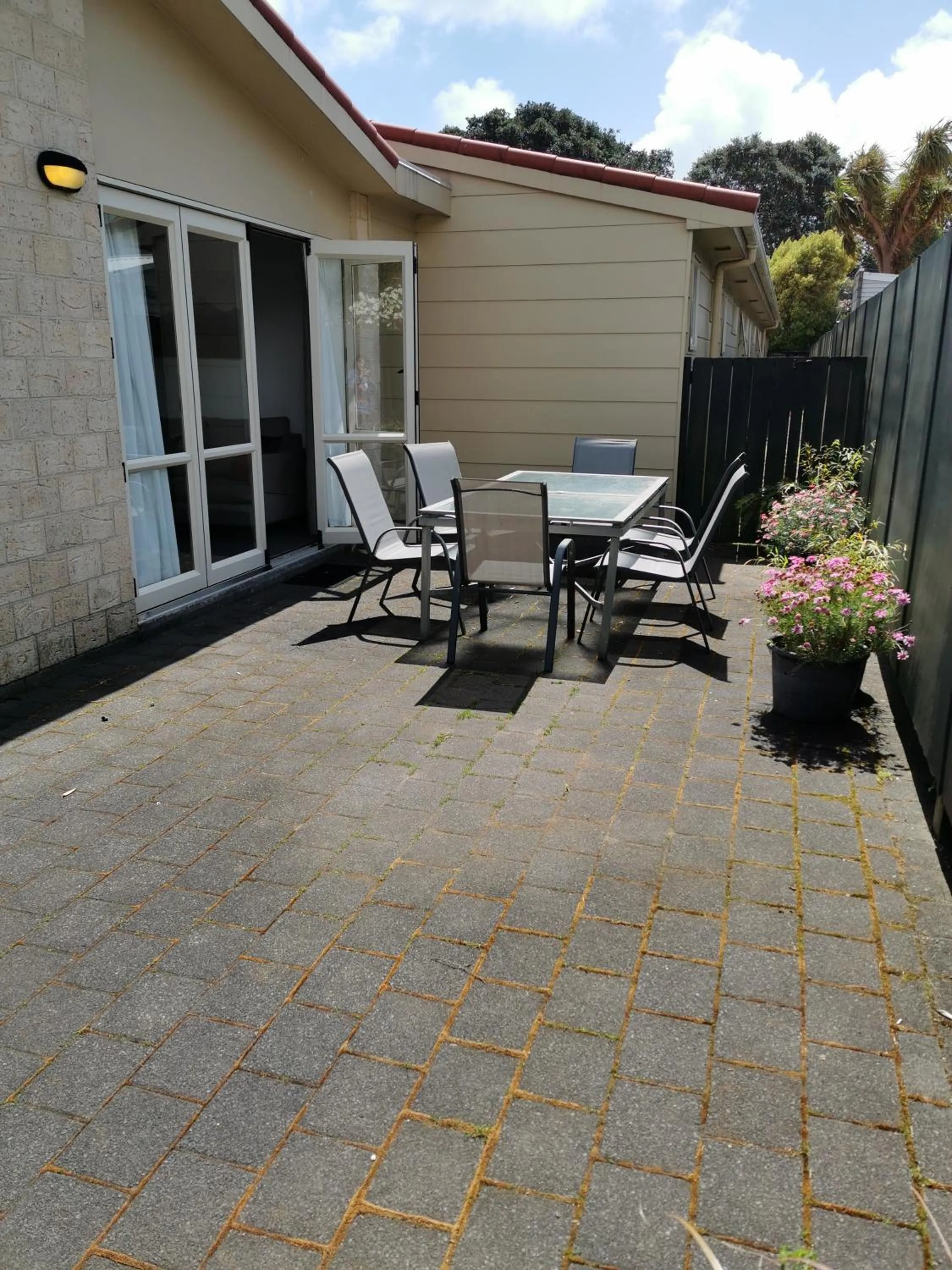 Bks Egmont Motor Lodge