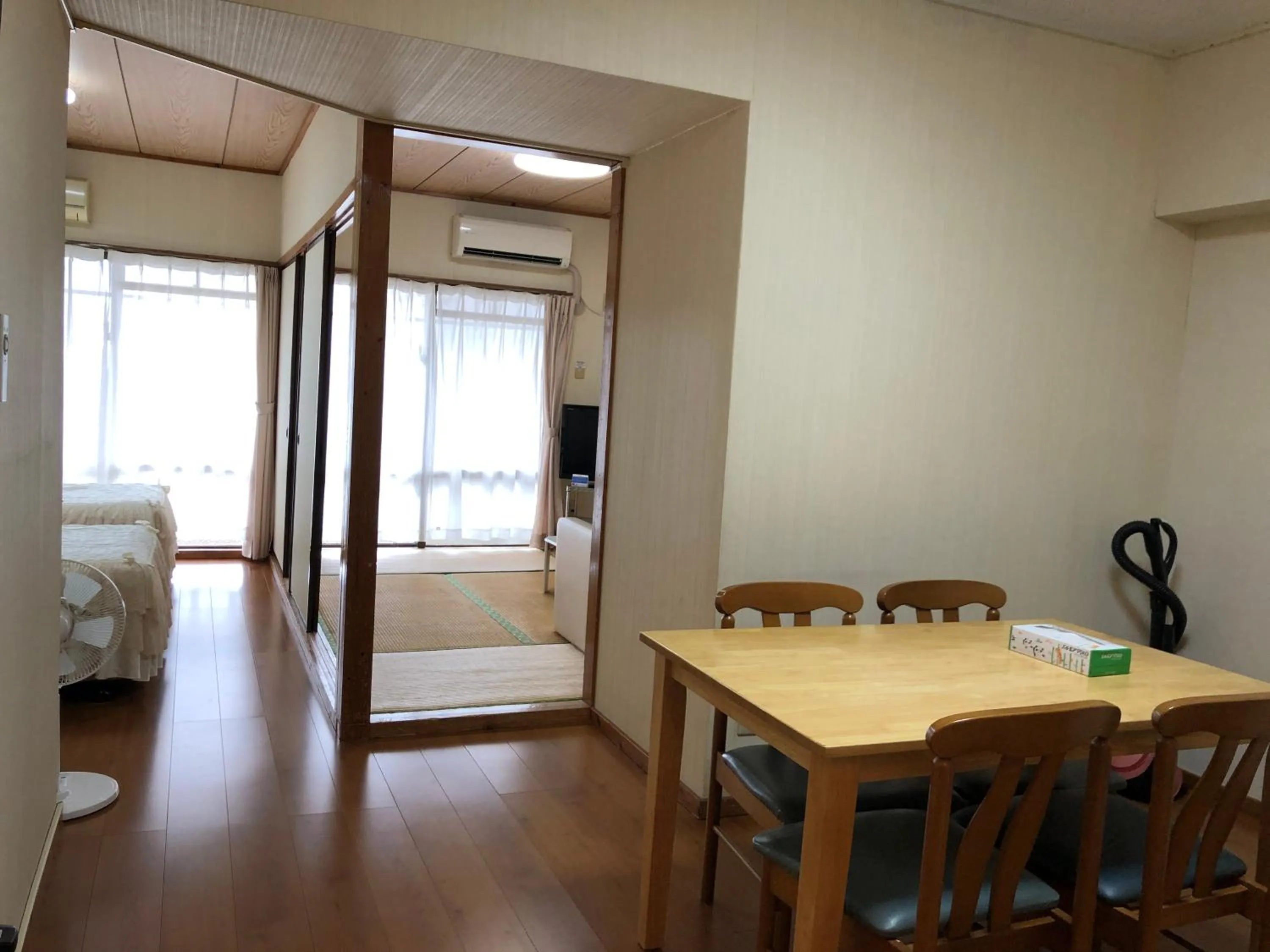 Bed in Weekly Harbourview Mansion Main Building