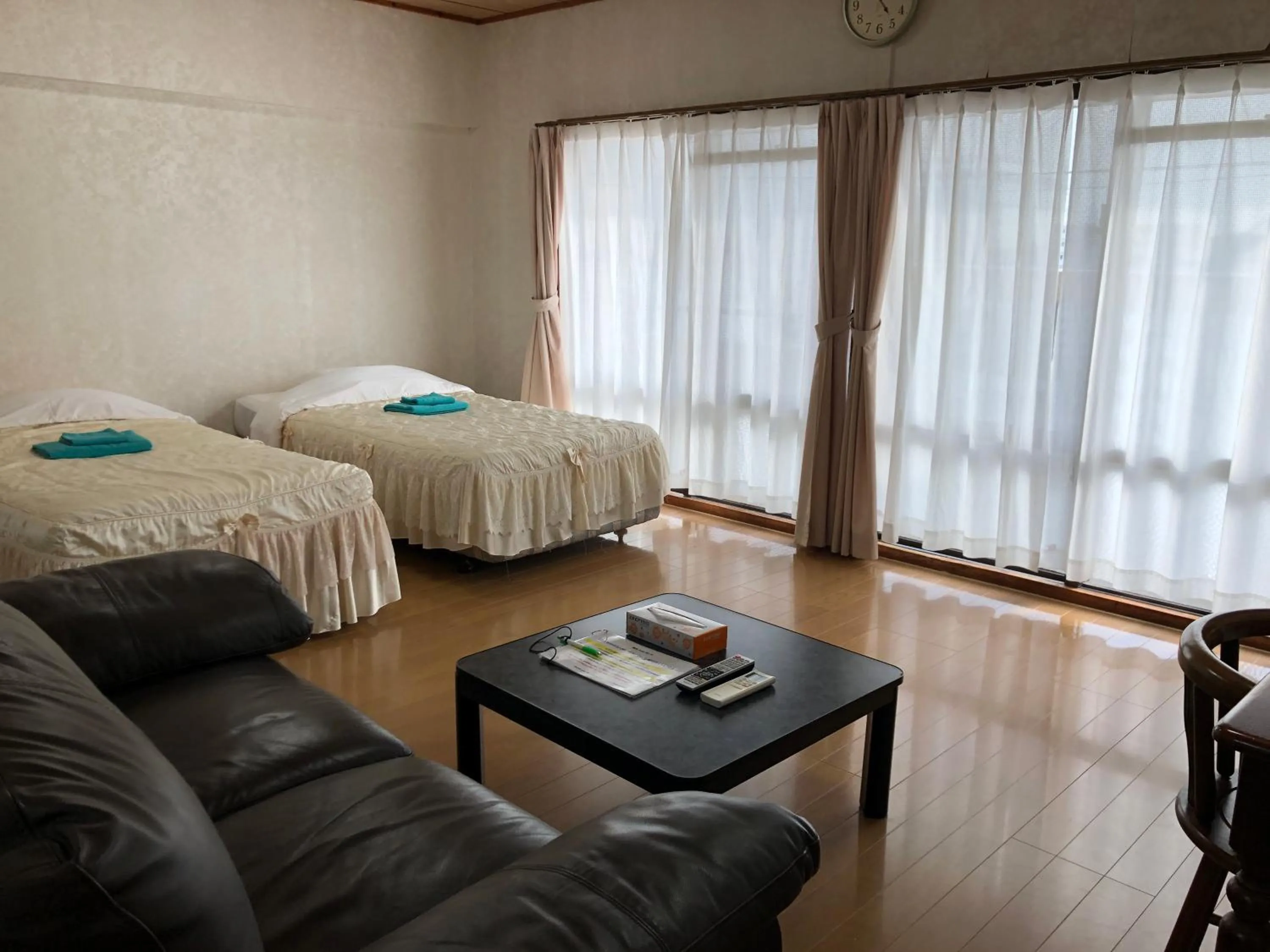 Bed in Weekly Harbourview Mansion Main Building