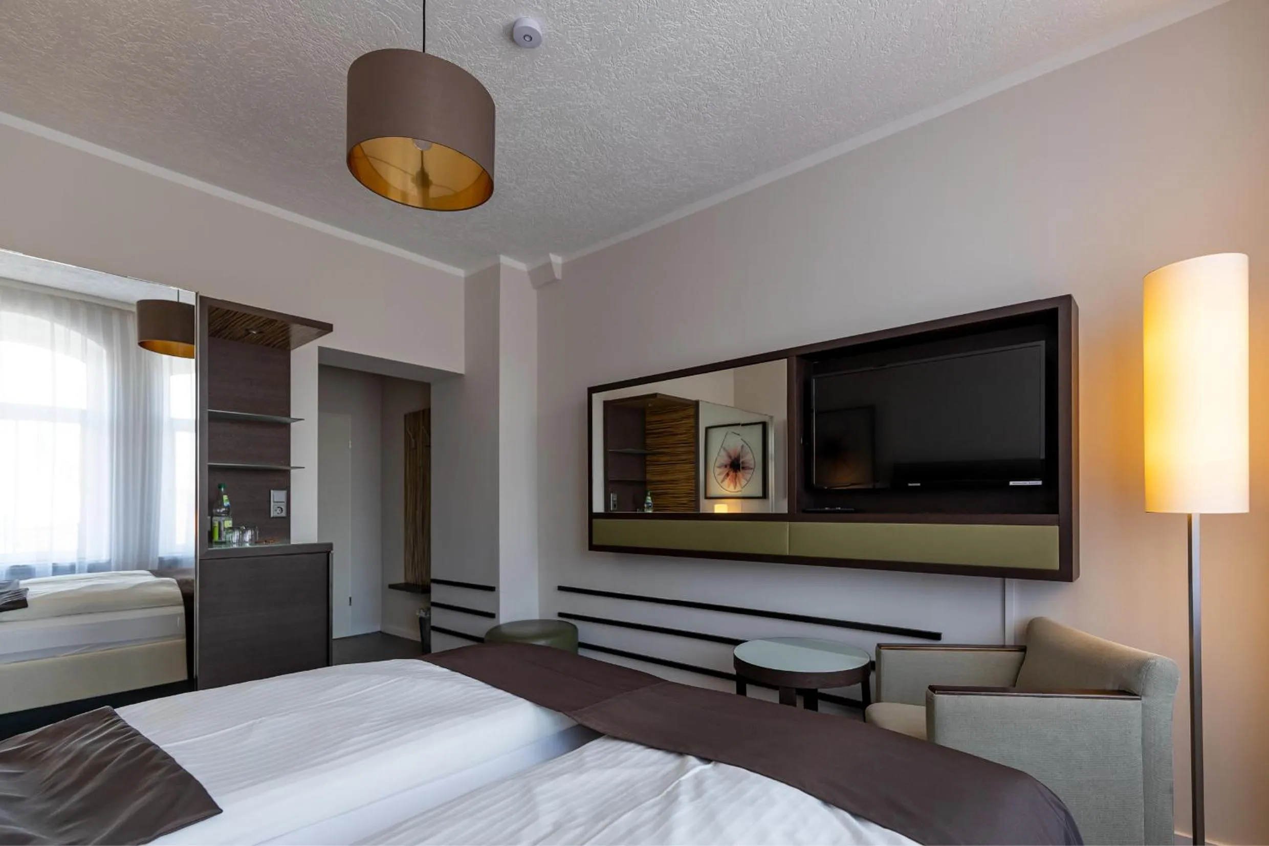 TV and multimedia, Bed in Hotel Garni " Am Domplatz"