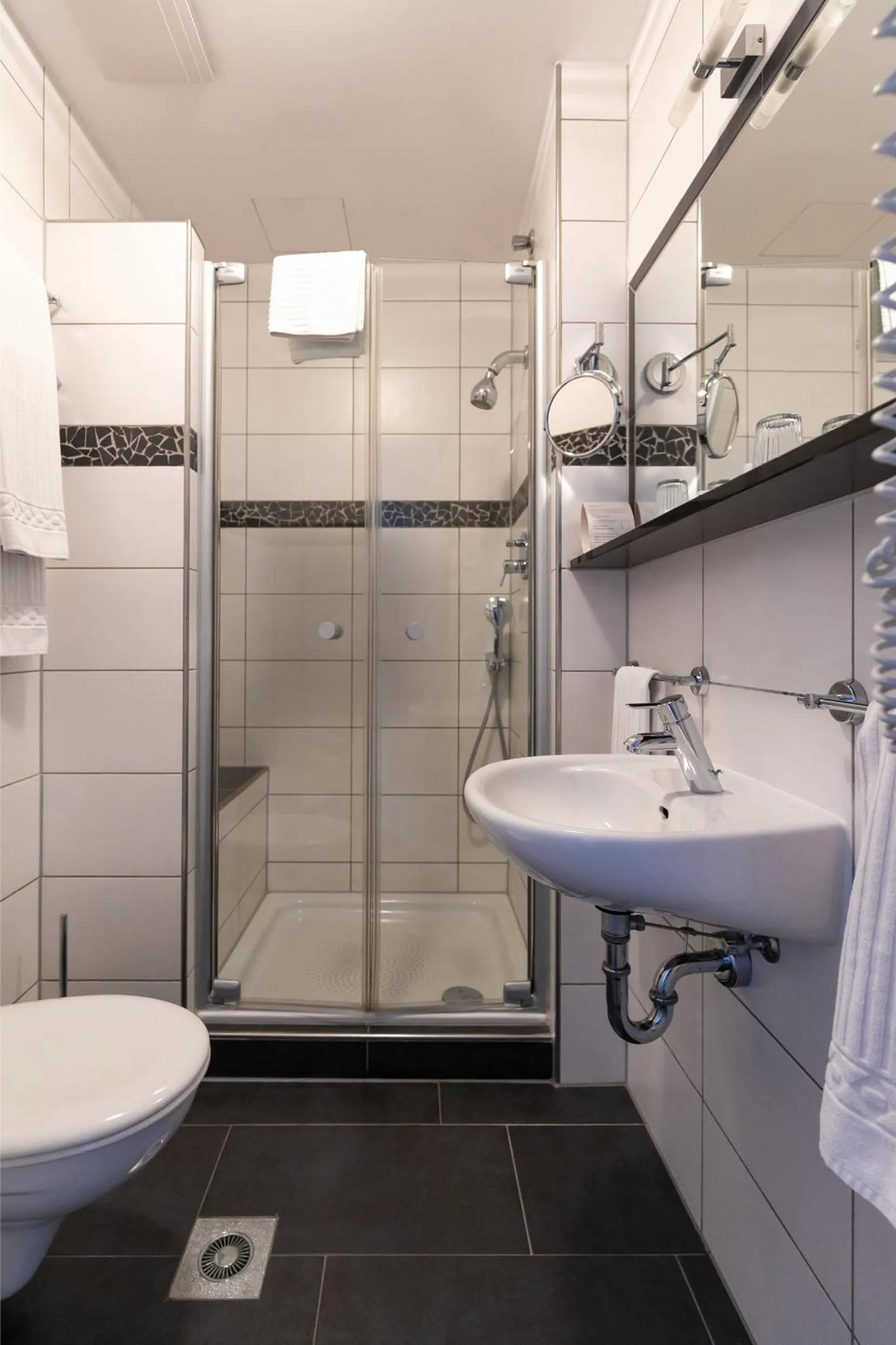 Toilet in Hotel Garni " Am Domplatz"