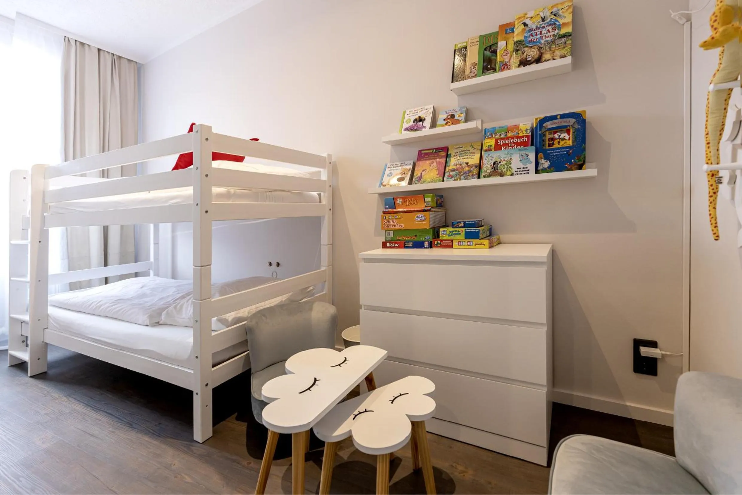 Bedroom, Bed in Hotel Garni " Am Domplatz"